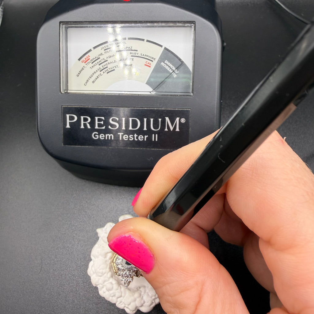 Solid 10K Yellow Gold Ring with Diamond Cluster Size 6.75