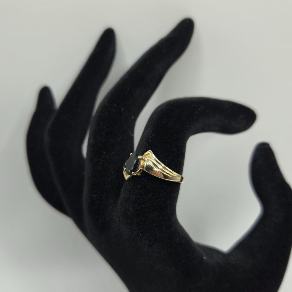 10K Gold and Blue Sapphire Ring Size 7.75
