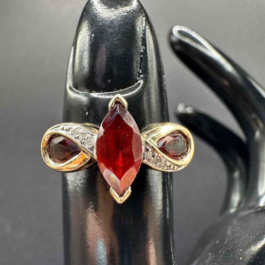10K Gold with Marquise Cut Garnet and Accent Diamonds Size 6.25