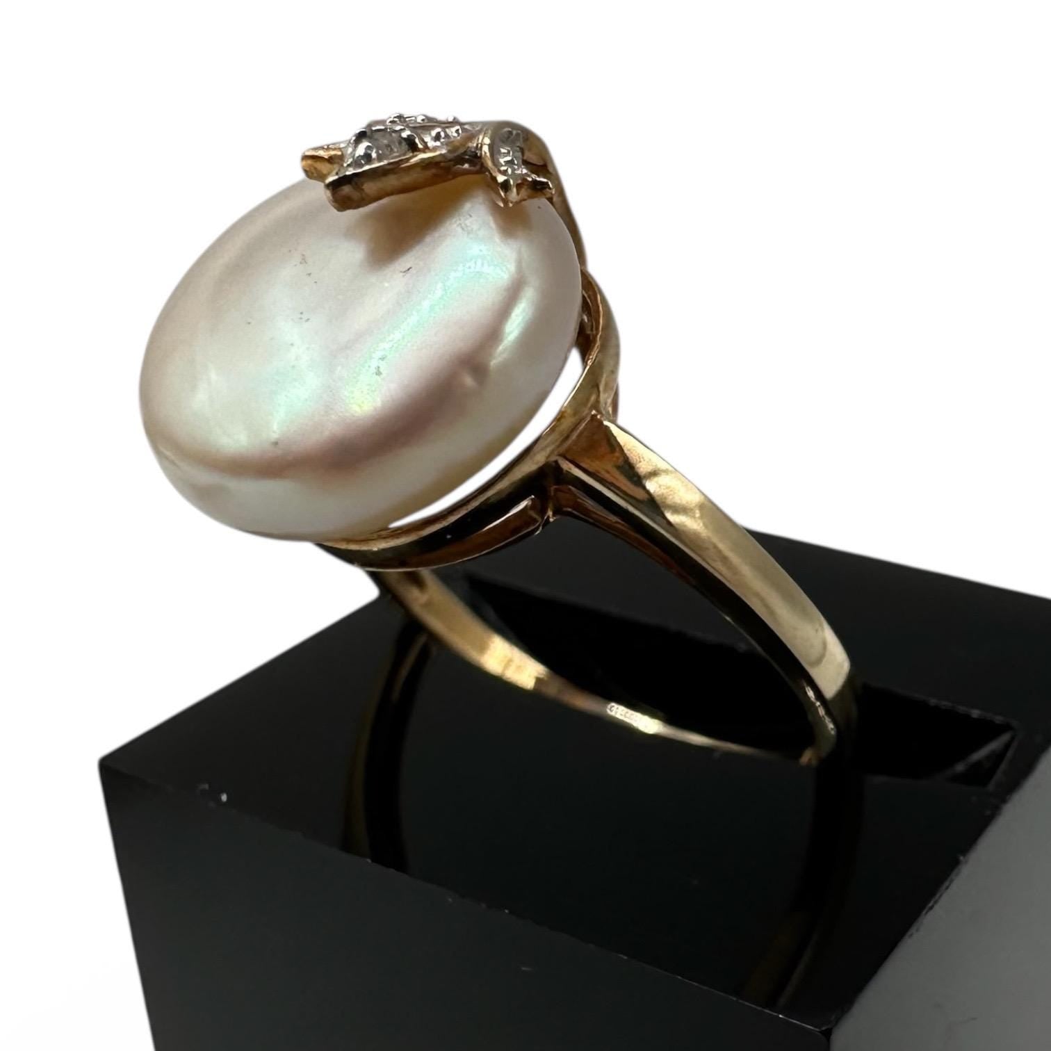10K Solid Gold Mother of Pearl Ring with Diamond Accents, Size 6.75