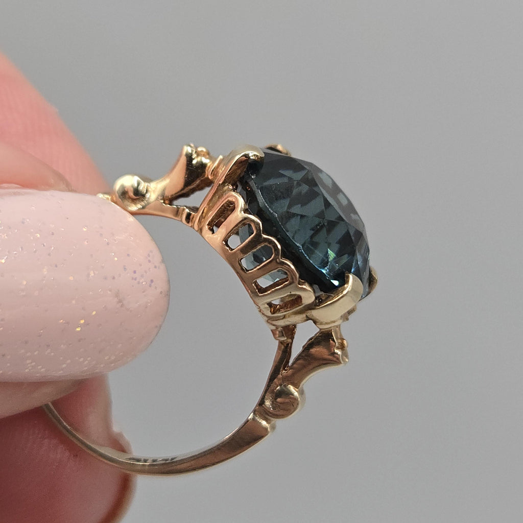 10k Solid Gold Teal CZ Ring, Round Cut, Size 5