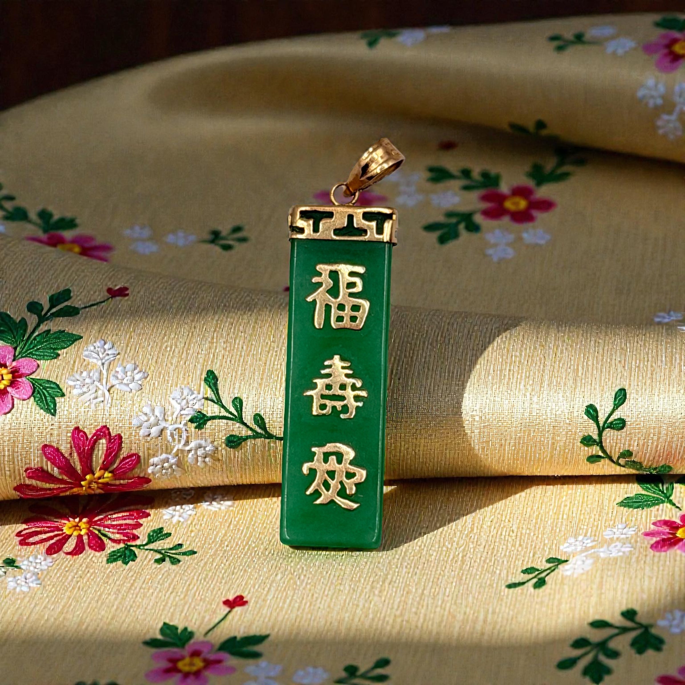 Solid 14K Yellow Gold Asian Necklace Pendant with Green Jade