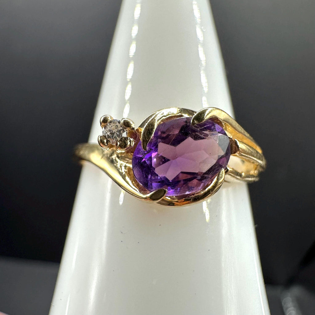 14K Gold Ring with Amethyst and Diamond Accent Size 6.25