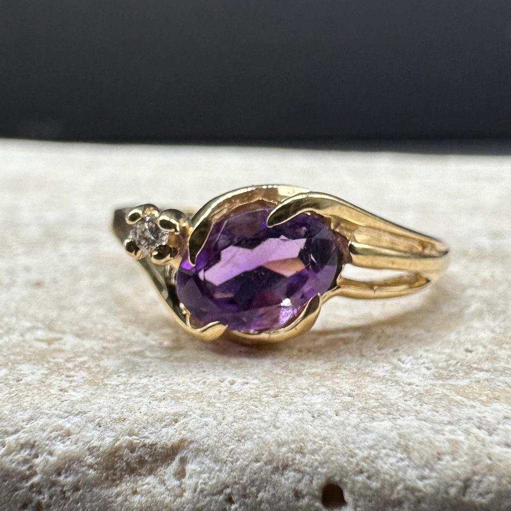 14K Gold Ring with Amethyst and Diamond Accent Size 6.25