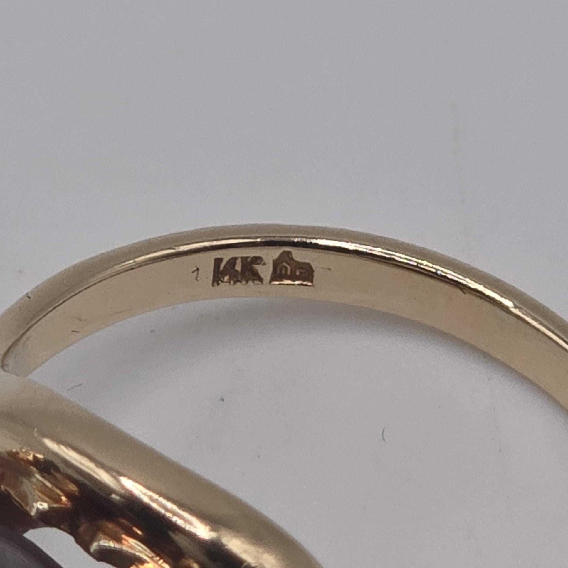 14K Gold Ring with Large Garnet Stone Size 5.25