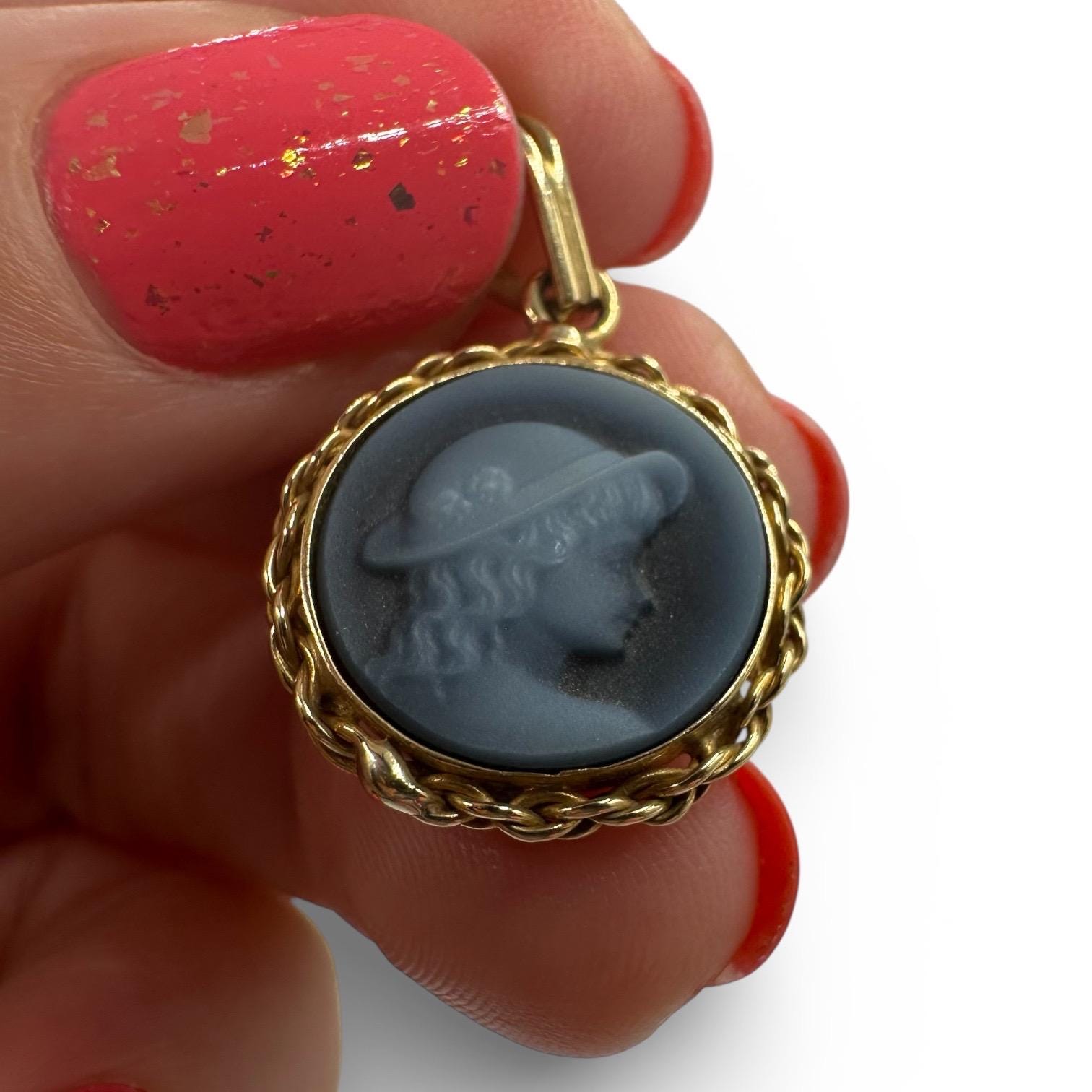 18K Solid Gold Blue Agate Cameo Pendant, Handcrafted Rope Bezel