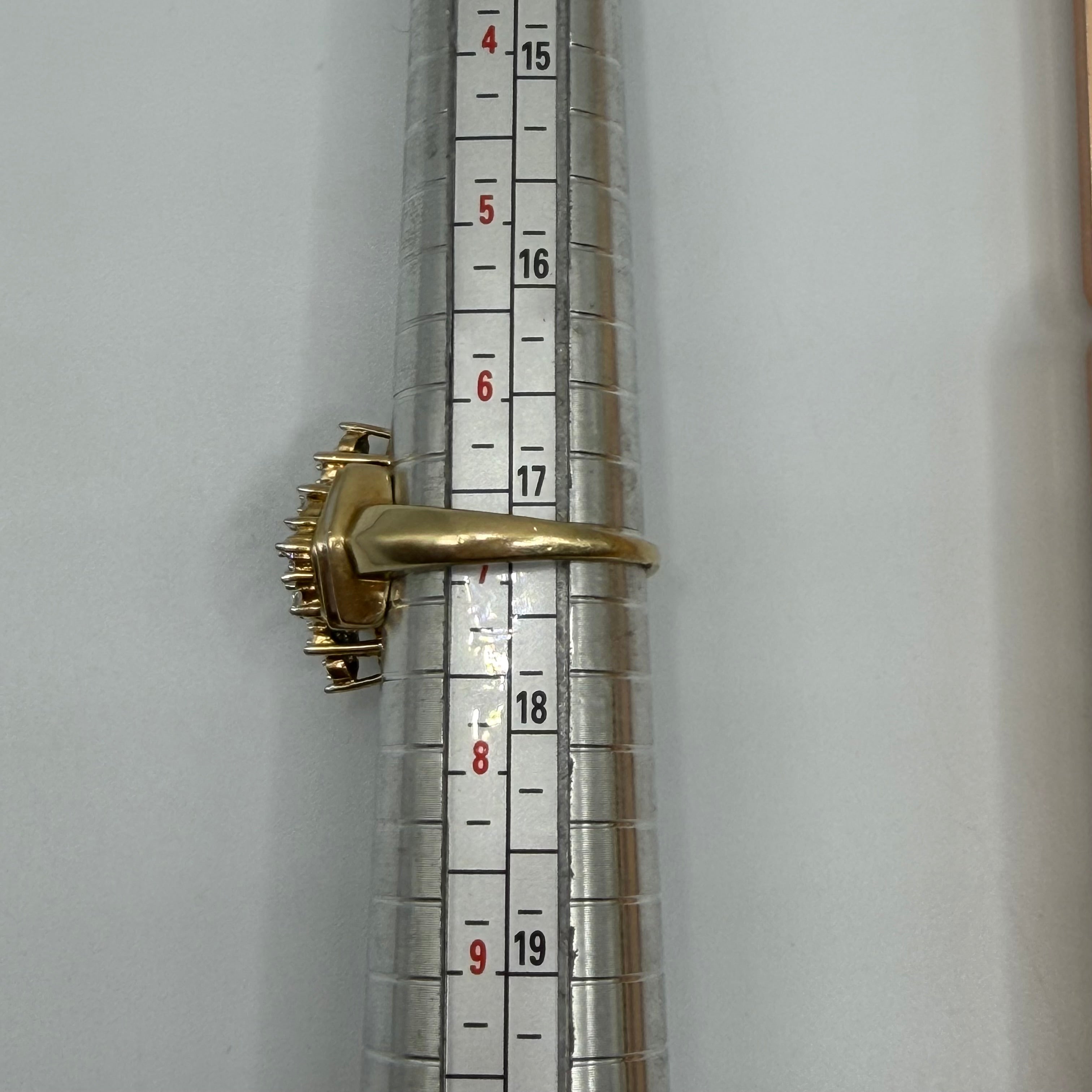 Solid 10K Yellow Gold Ring with Diamond Cluster Size 6.75