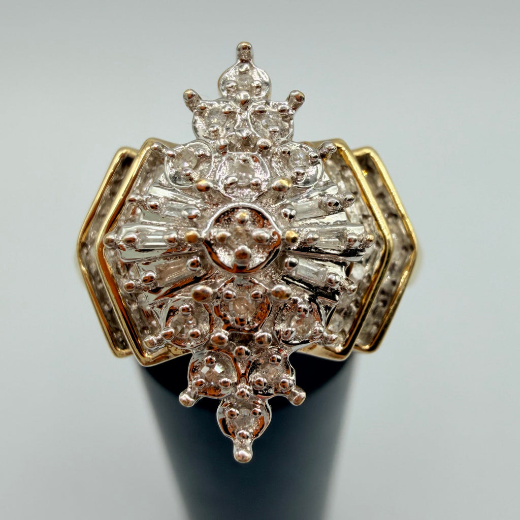Solid 10K Yellow Gold Ring with Diamond Cluster Size 6.75