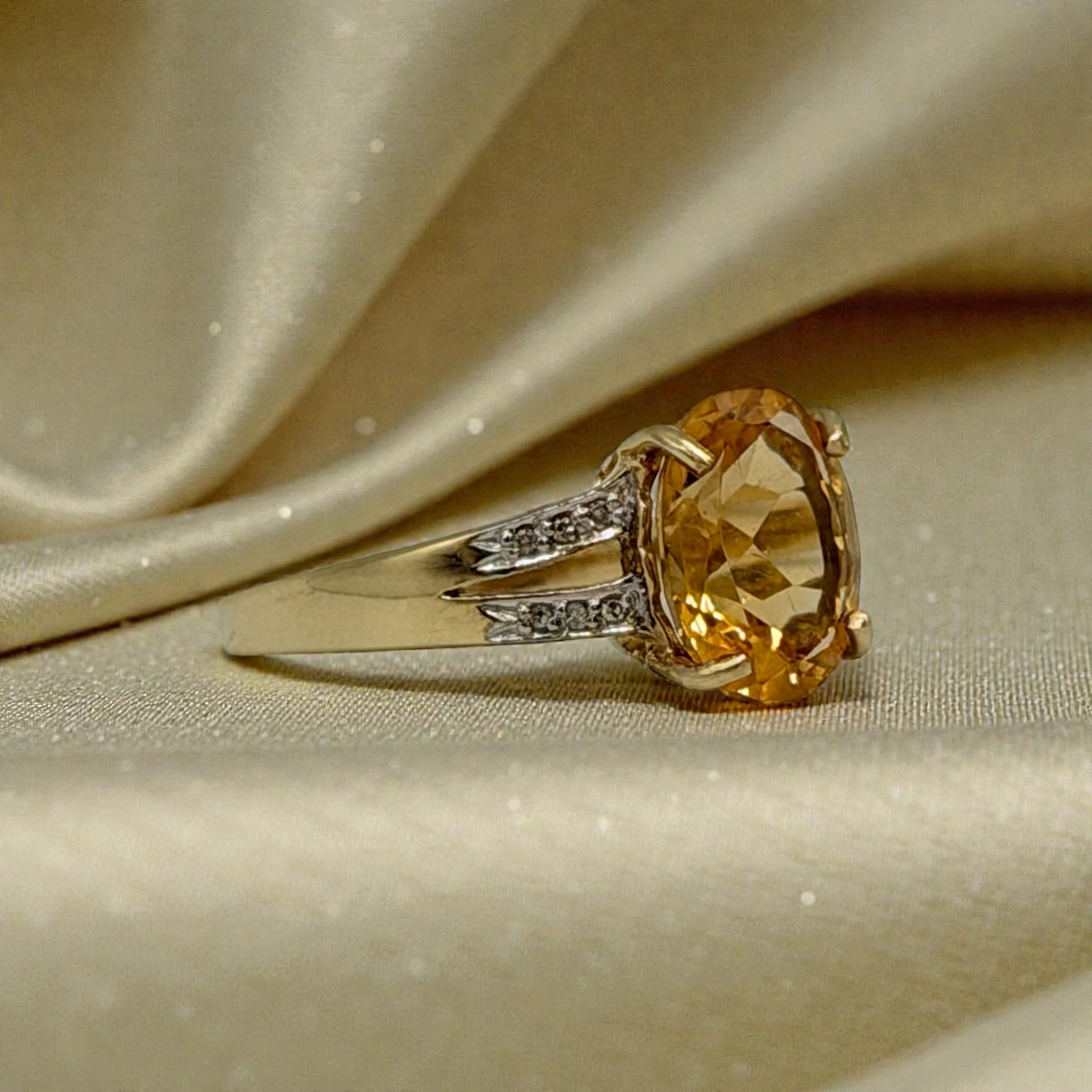 Solid 10K Yellow Gold Ring with Oval Cut Citrine Size 8