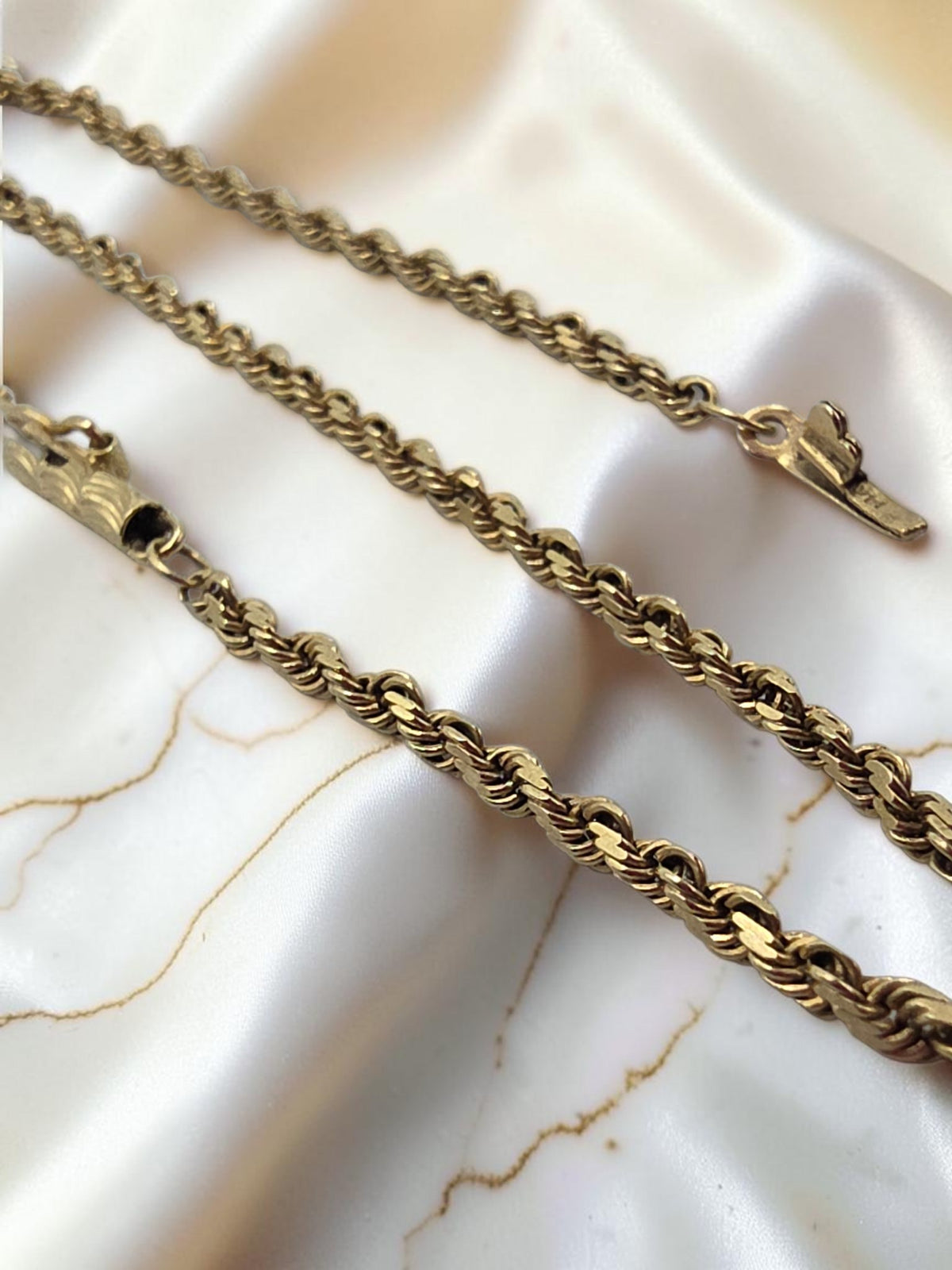 Vintage OroAmerica Solid 14K Yellow Gold Twisted Rope Chain Bracelet - 7.5 Inch