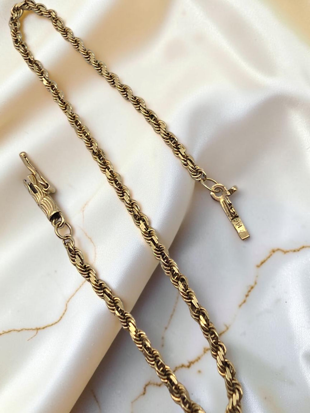 Vintage OroAmerica Solid 14K Yellow Gold Twisted Rope Chain Bracelet - 7.5 Inch