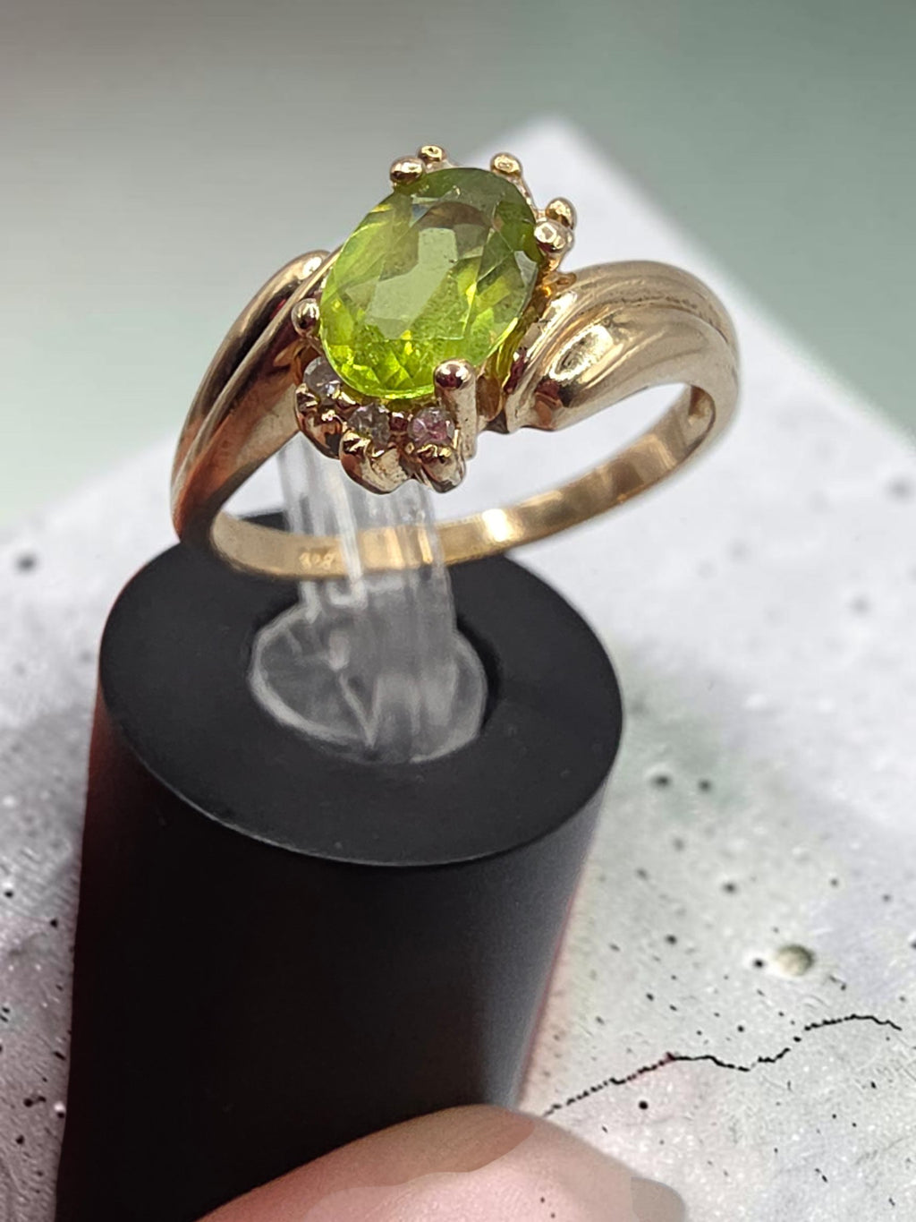 Solid 14K Yellow Gold Oval Cut Green Peridot Ring with Diamond Accents - Size 6