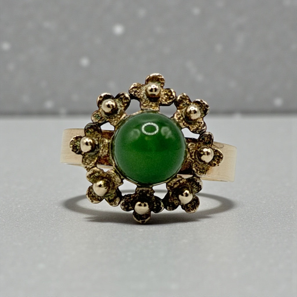 14K Solid Gold Jade Ring Size 5.75 Vintage Antique Heirloom Style