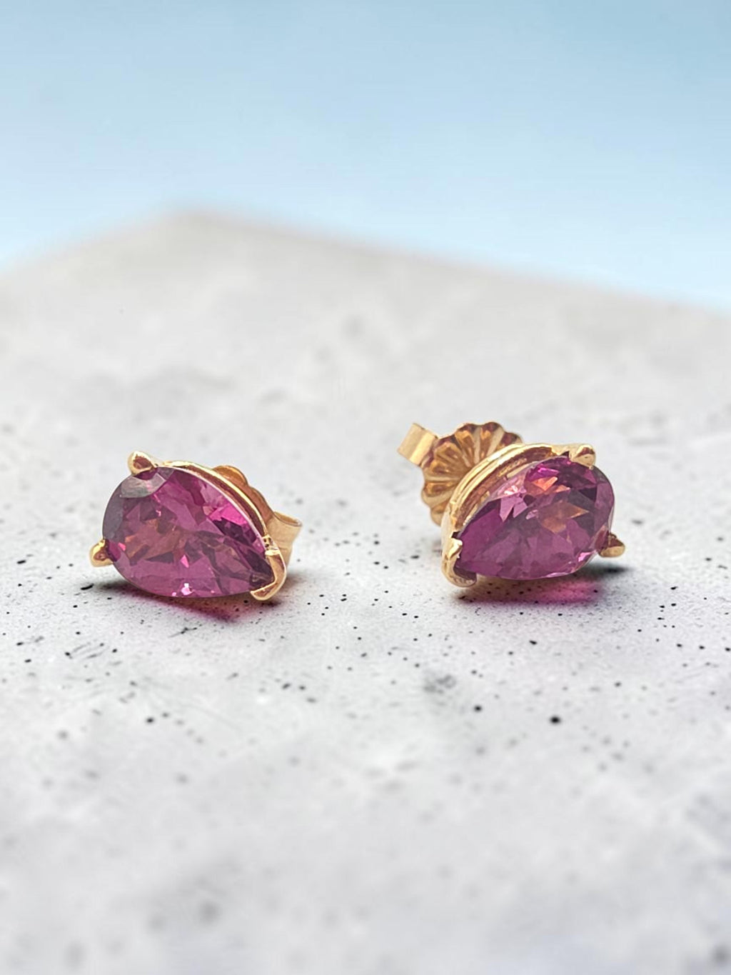 Solid 14K Yellow Gold Pear Cut Natural Raspberry Rhodolite Garnet Stud Earrings