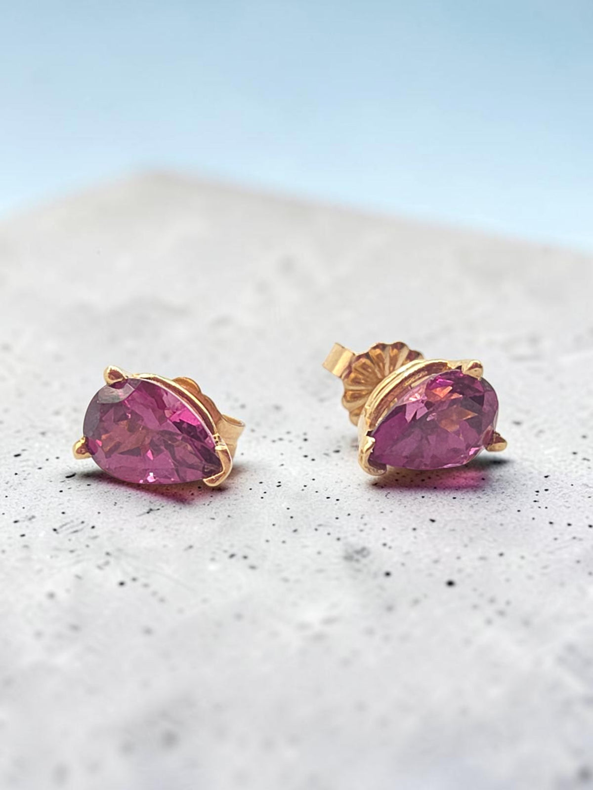 Solid 14K Yellow Gold Pear Cut Natural Raspberry Rhodolite Garnet Stud Earrings
