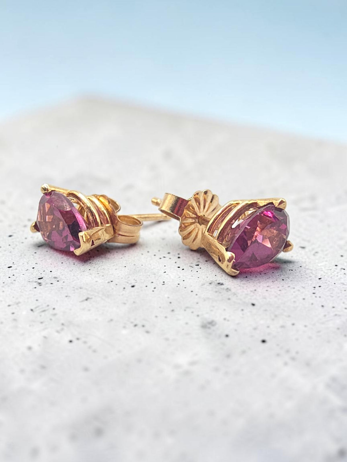 Solid 14K Yellow Gold Pear Cut Natural Raspberry Rhodolite Garnet Stud Earrings