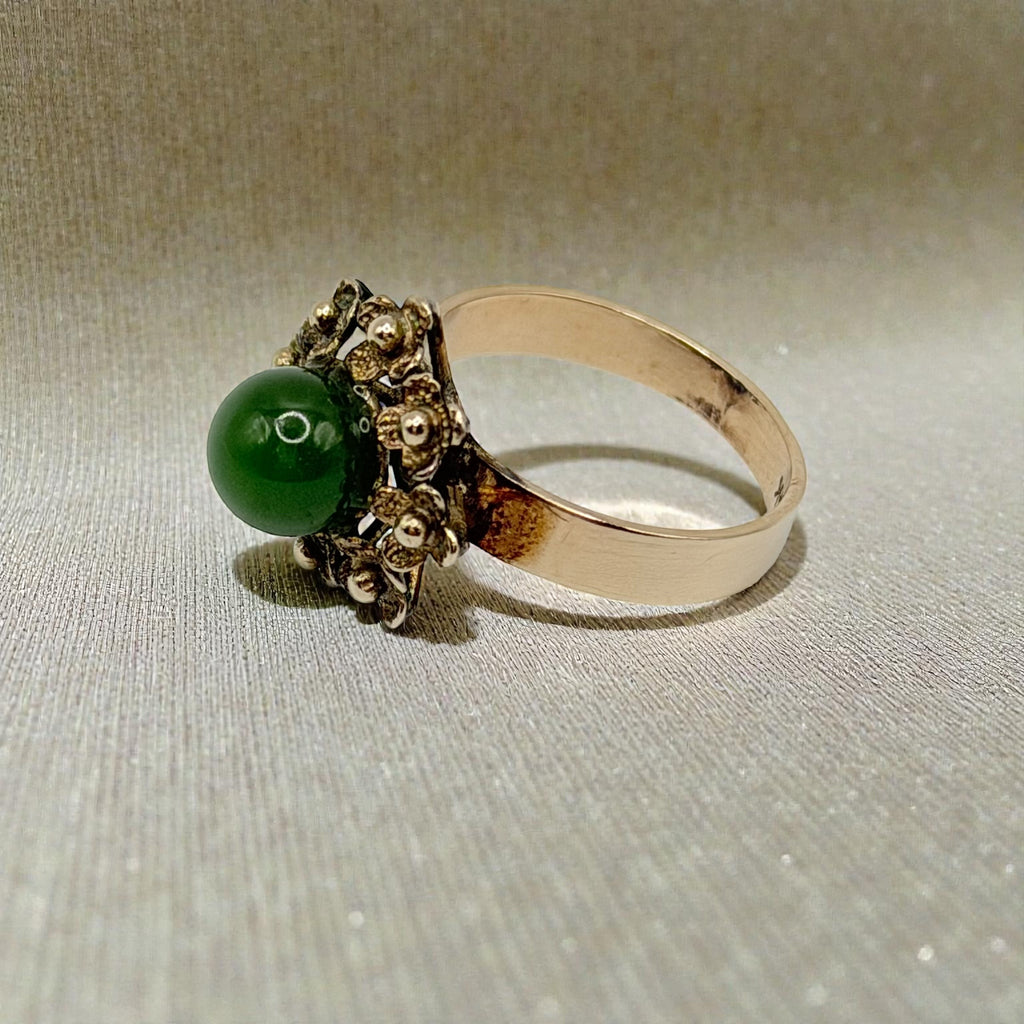 14K Solid Gold Jade Ring Size 5.75 Vintage Antique Heirloom Style