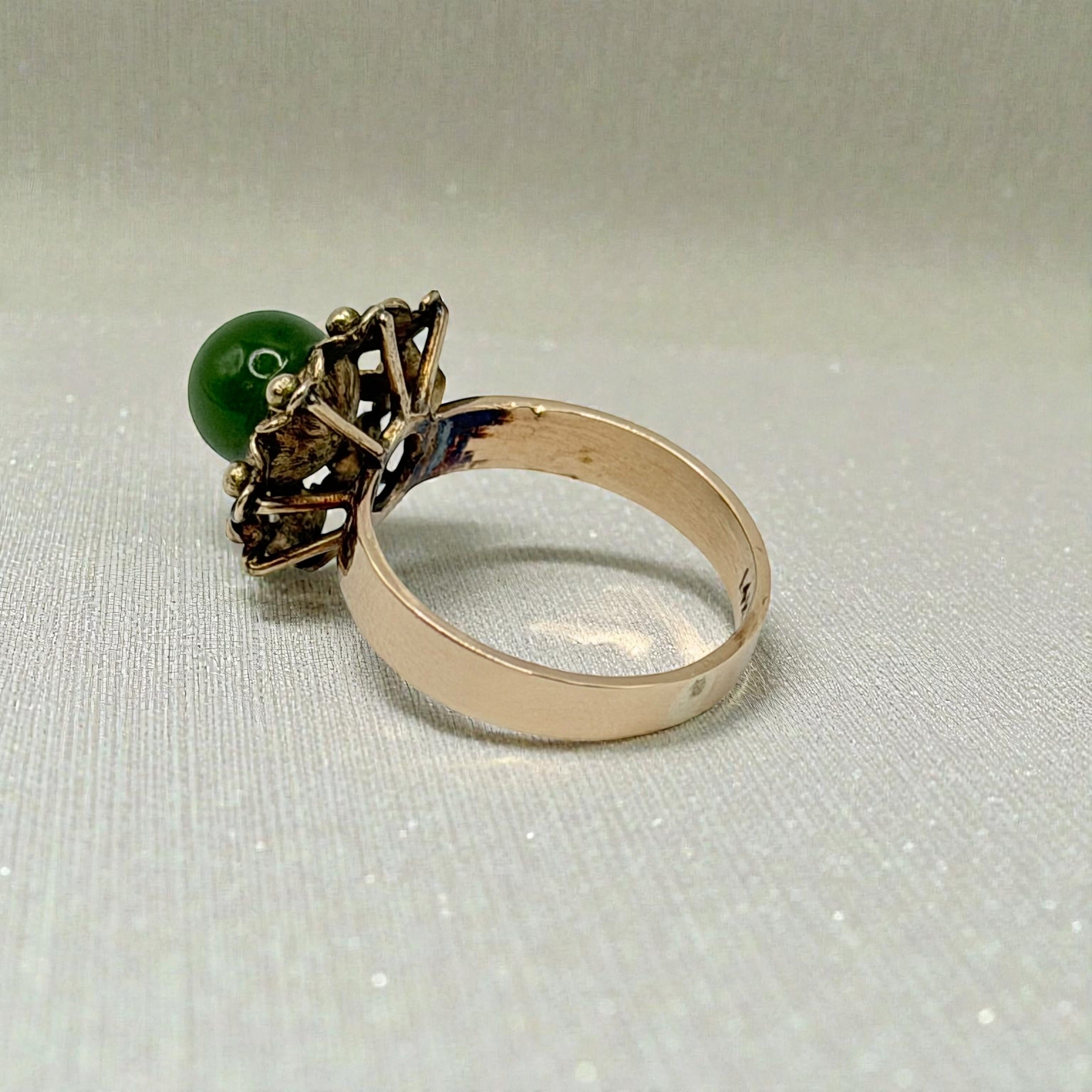 14K Solid Gold Jade Ring Size 5.75 Vintage Antique Heirloom Style