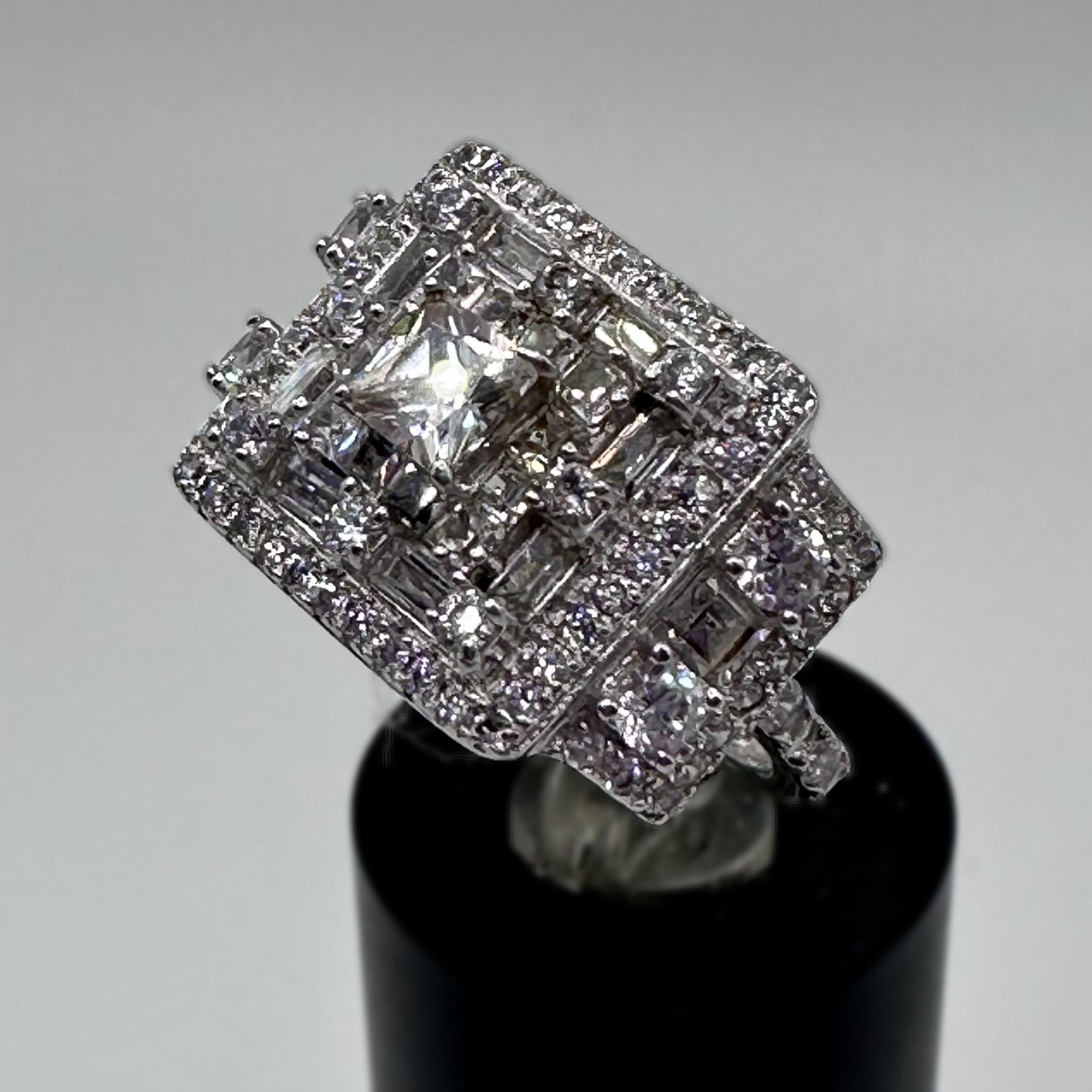 925 sterling silver FZN Fuzion Creations princess cut cubic zirconia halo cocktail ring in size 5.25