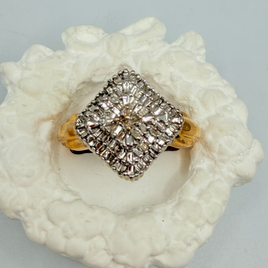 Solid 10K Yellow Gold Ring with Diamonds – Size 7
