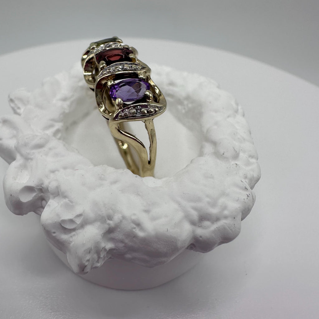 9K Solid Gold Peridot Garnet Amethyst with Diamonds Vintage Ring Size 7.5