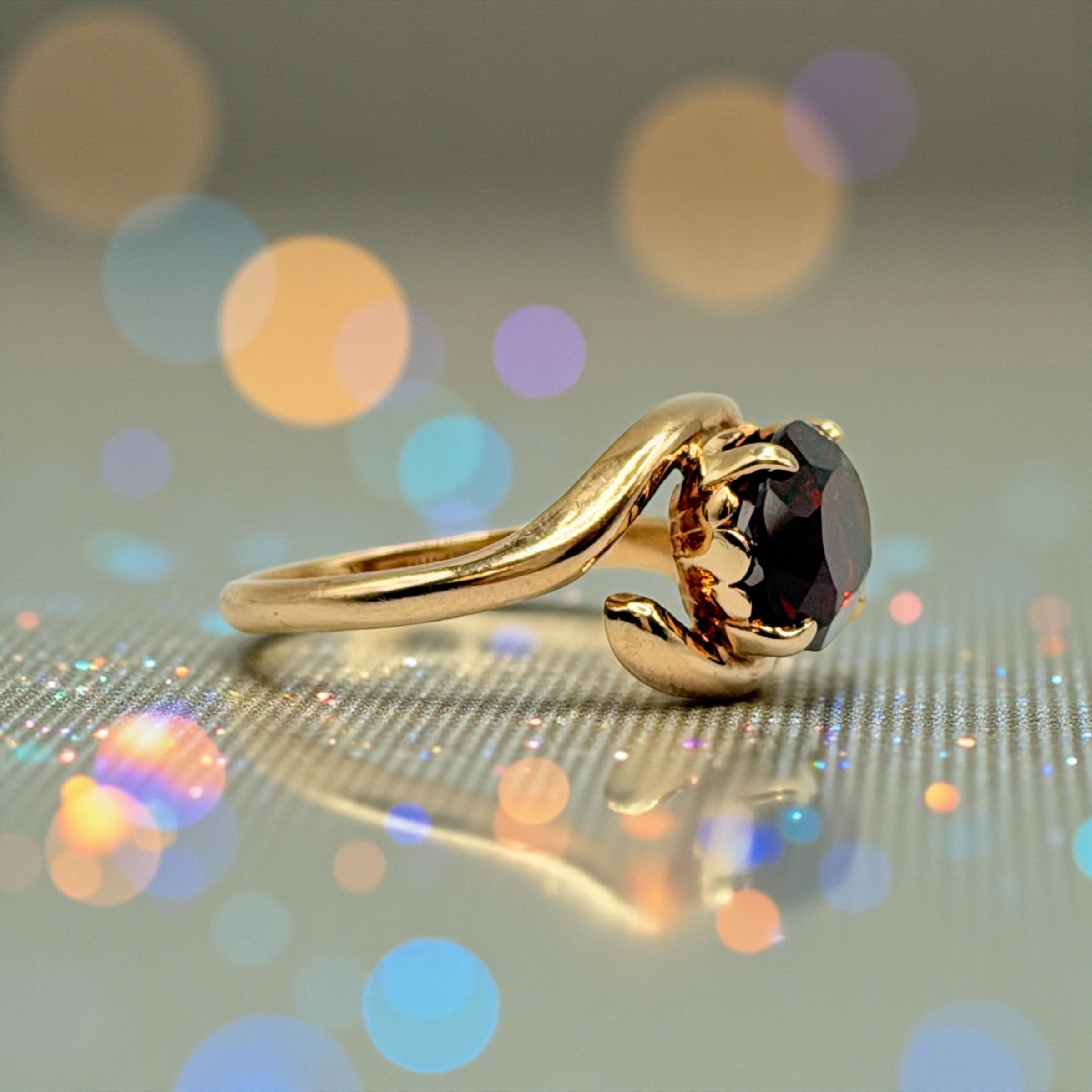 Church & Co. Solid 14K Yellow Gold Ring with Garnet – Size 5.5