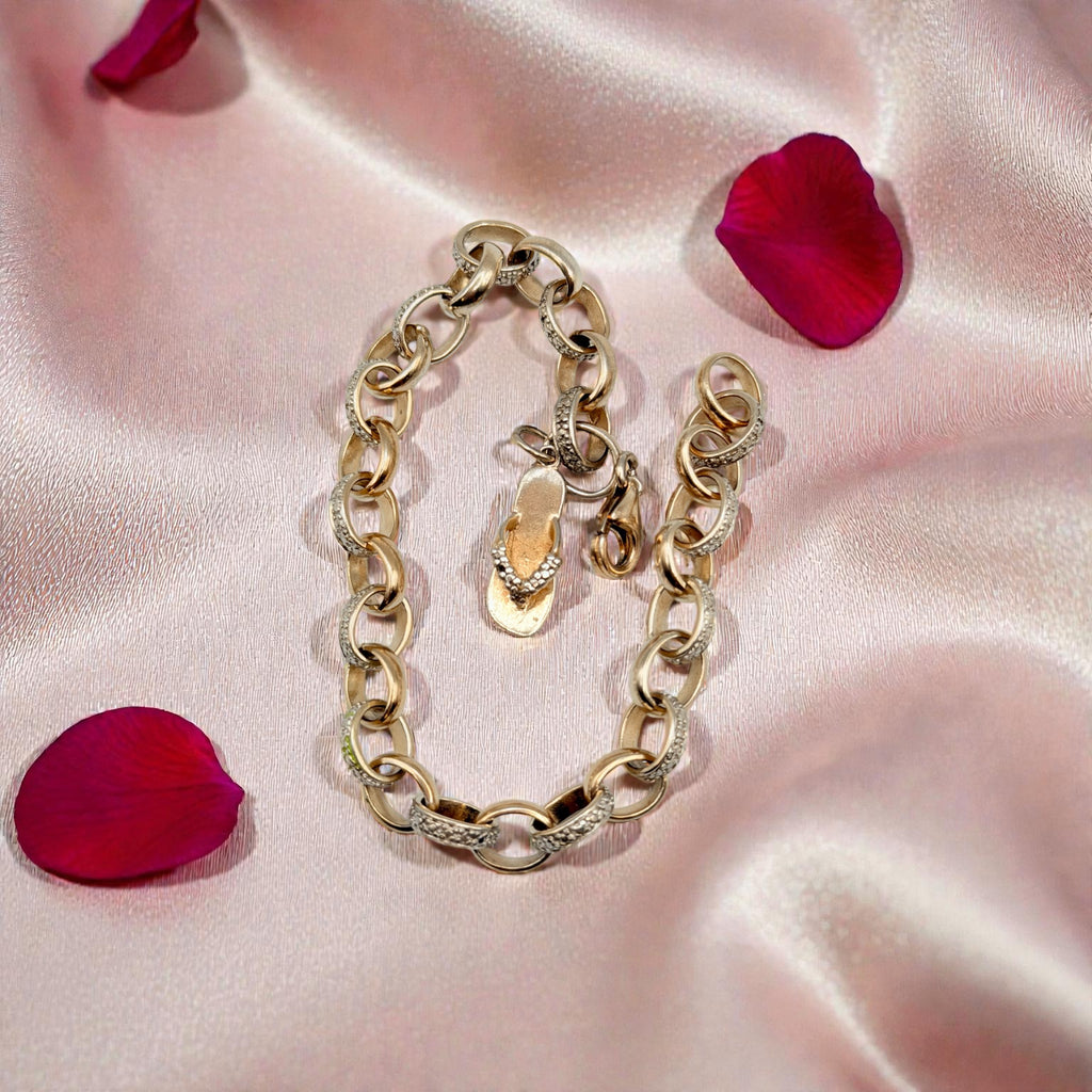 Sterling Silver Linked Bracelet with Sandal Charm – 7.5 Inches