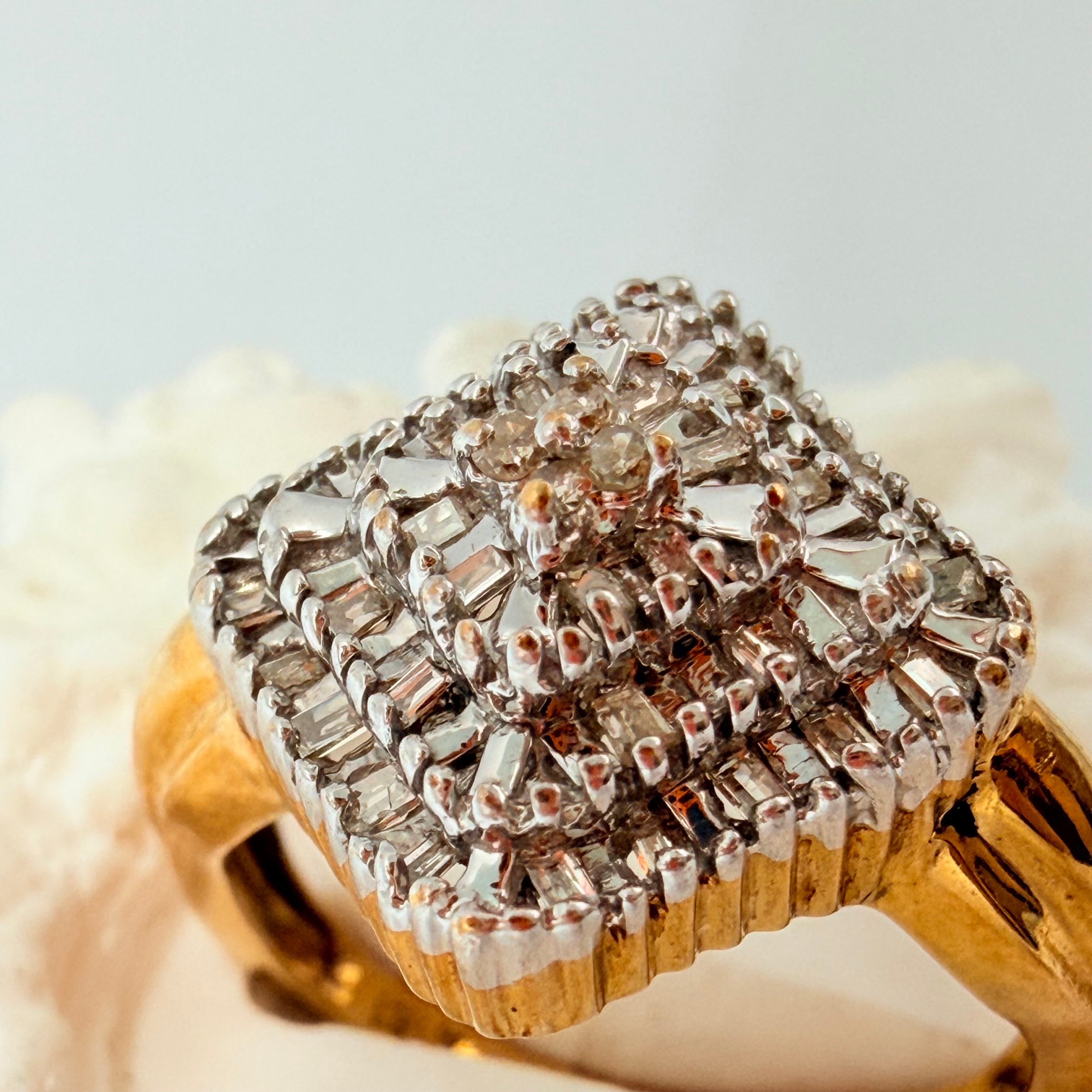 Solid 10K Yellow Gold Ring with Diamonds – Size 7