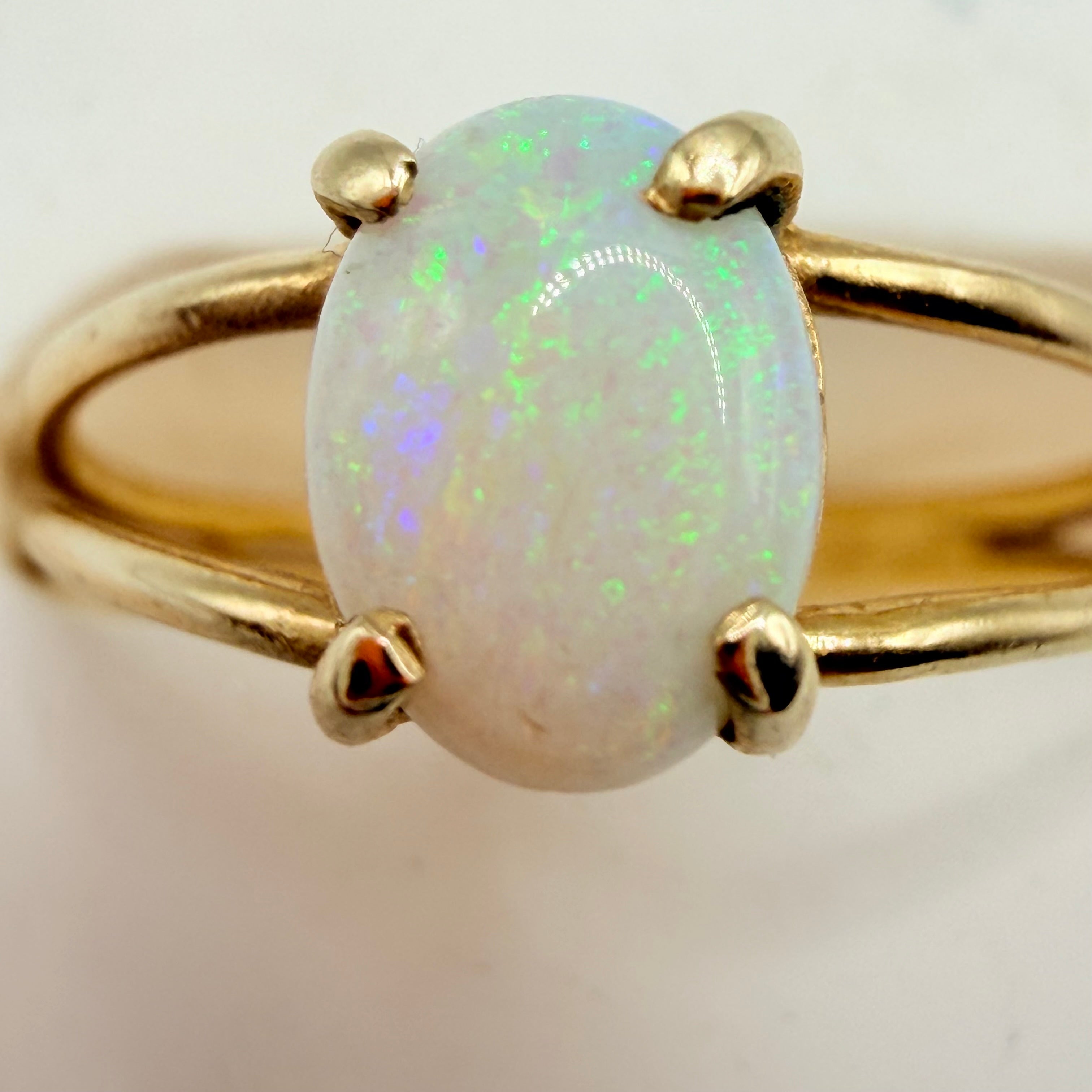 Solid 14K Yellow Gold Ring with Oval Cut Opal Size 5.75