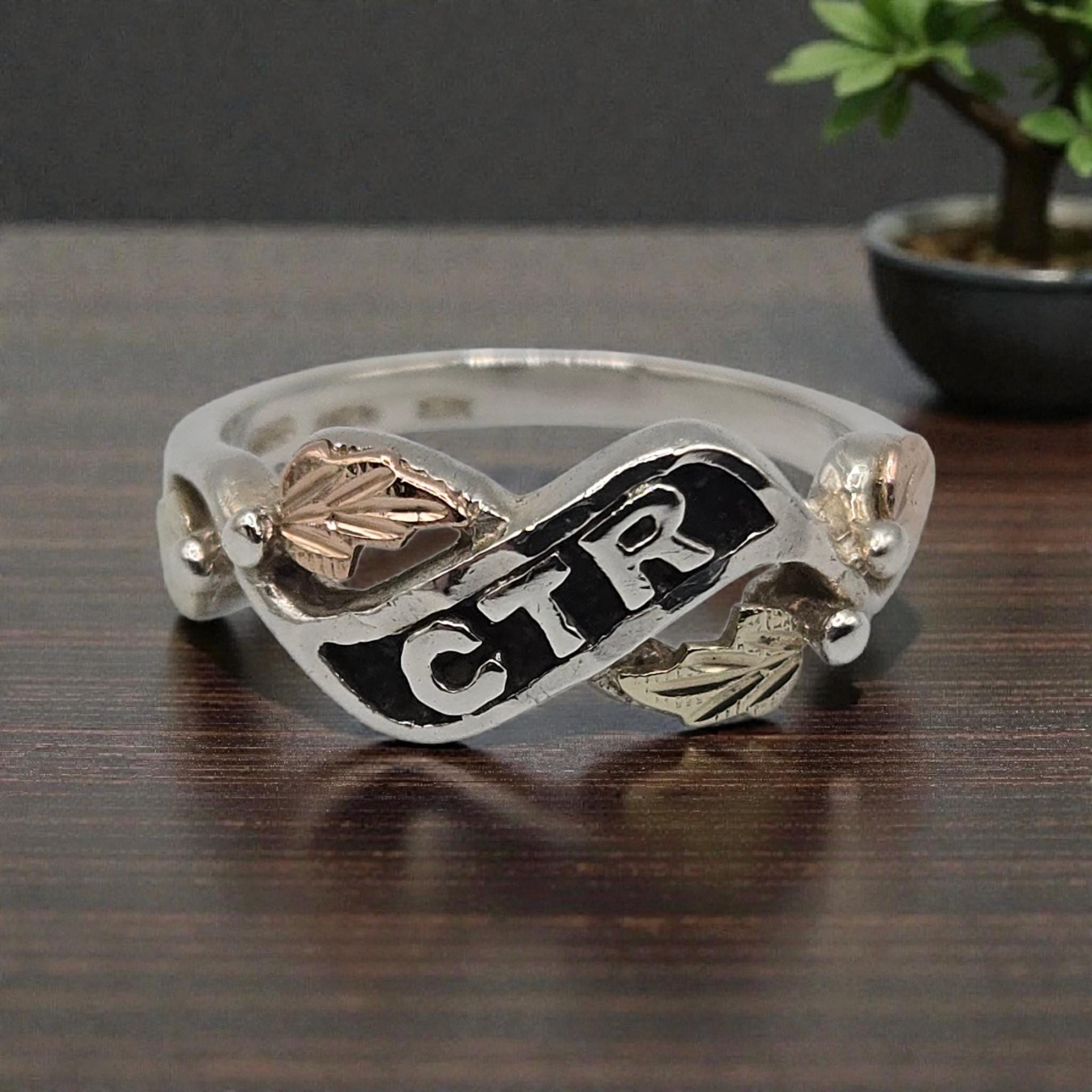 Black Hills Gold CTR 925 Sterling Silver Ring with 12K Gold Leaves, Size 3.75