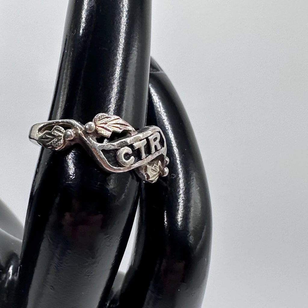 Black Hills Gold CTR 925 Sterling Silver Ring with 12K Gold Leaves, Size 3.75