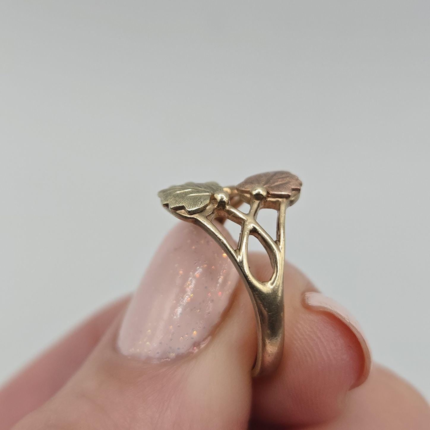 Black Hills Gold Ring, Solid 10K Gold, Tri Color Gold Grape & Leaf Design, Size 6