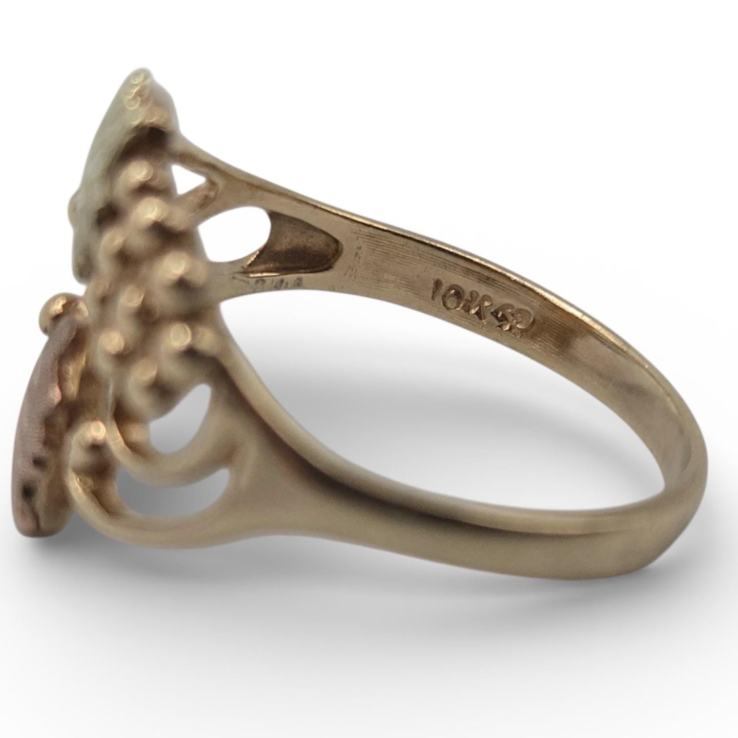 Black Hills Gold Ring, Solid 10K Gold, Tri Color Gold Grape & Leaf Design, Size 6