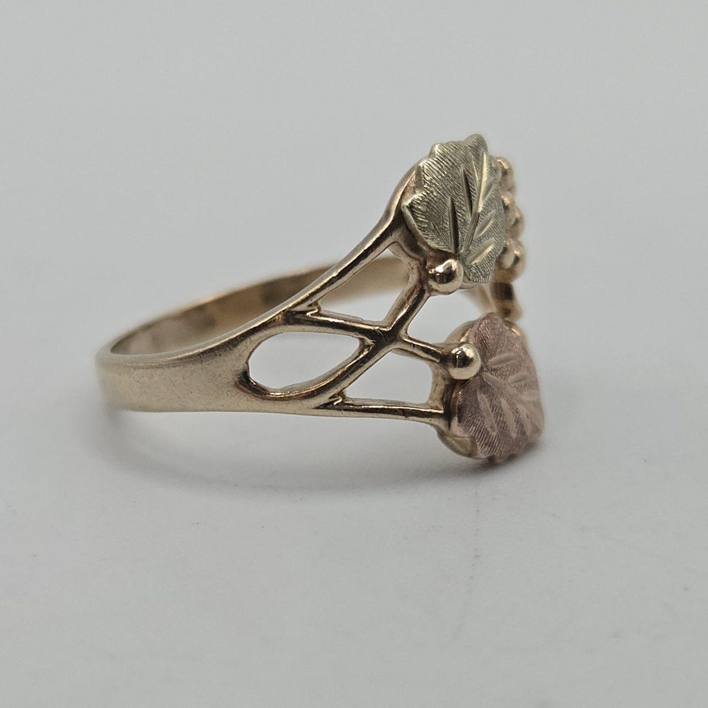 Black Hills Gold Ring, Solid 10K Gold, Tri Color Gold Grape & Leaf Design, Size 6