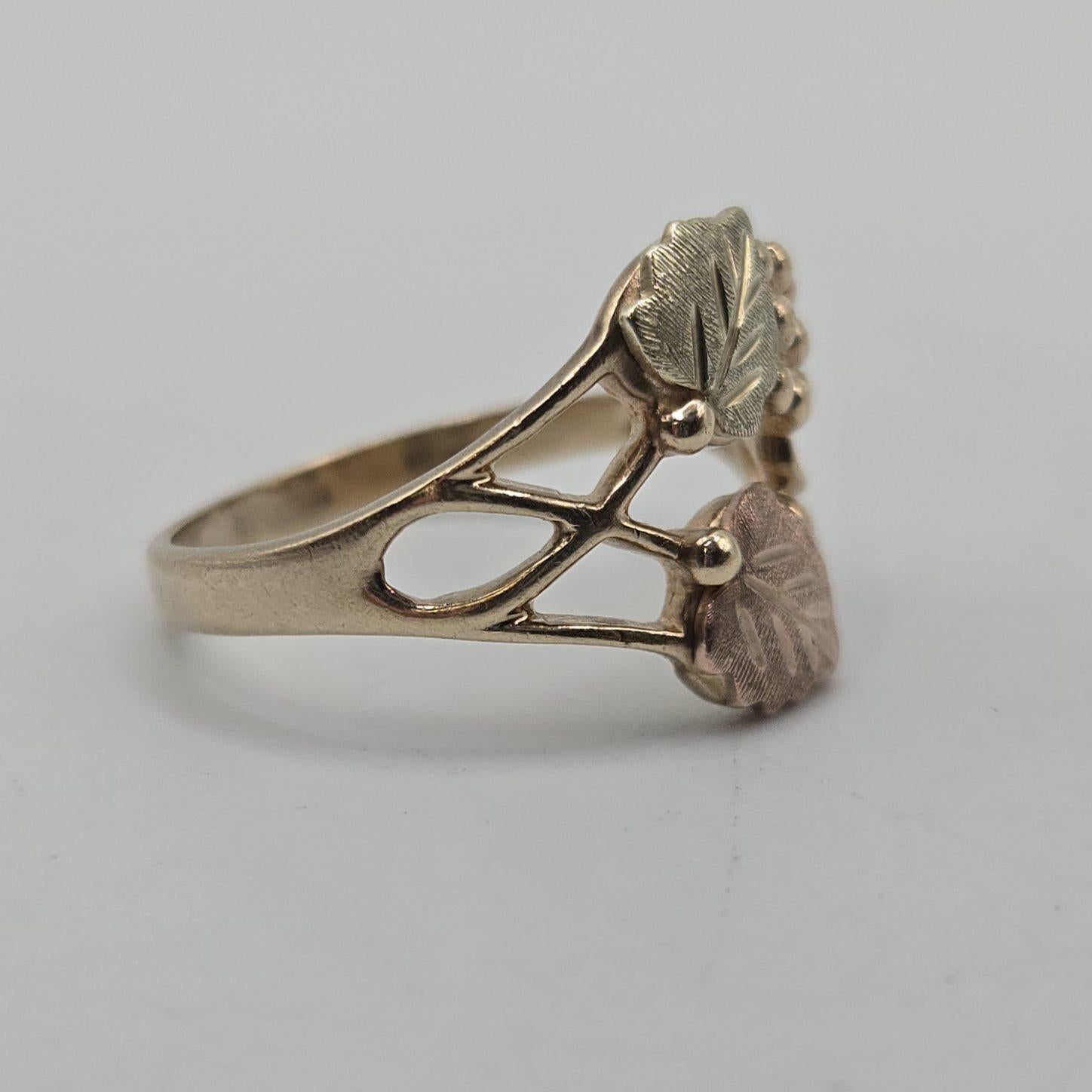 Black Hills Gold Ring, Solid 10K Gold, Tri Color Gold Grape & Leaf Design, Size 6