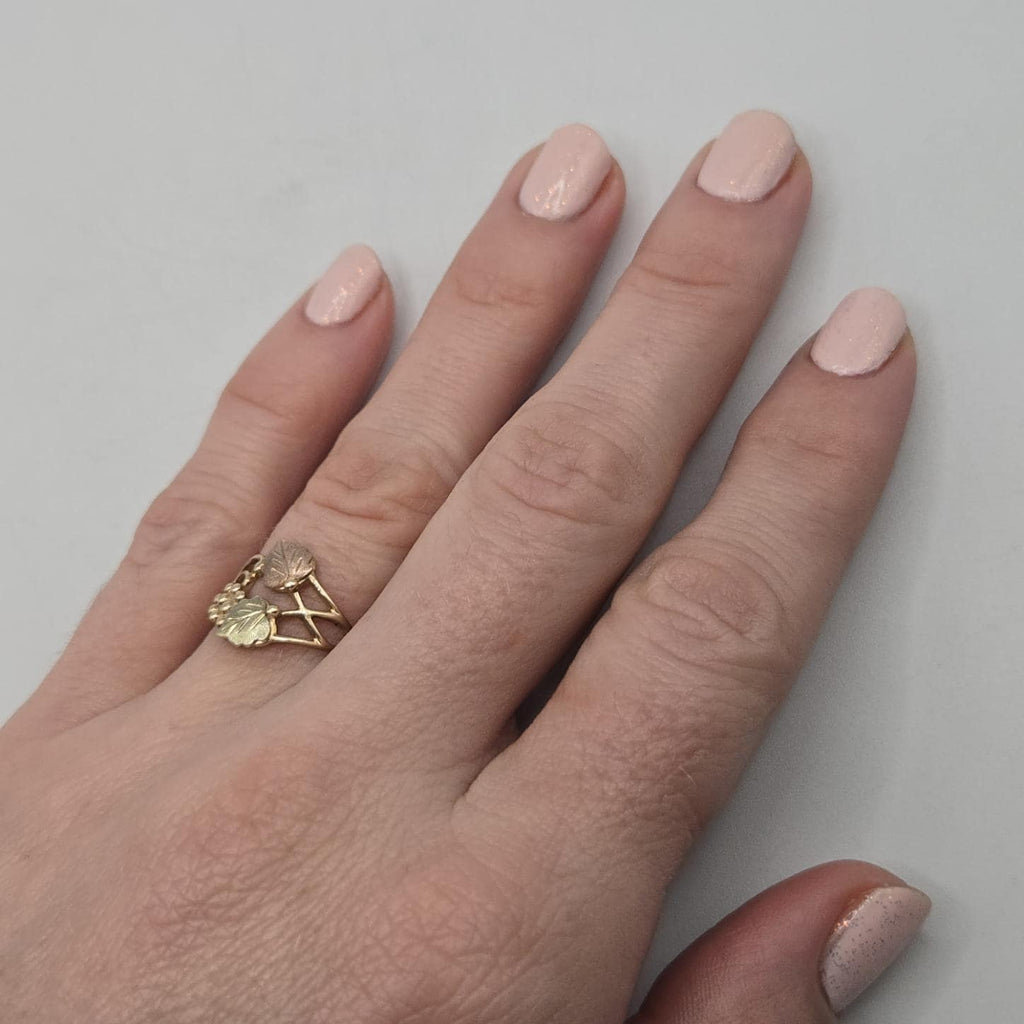 Black Hills Gold Ring, Solid 10K Gold, Tri Color Gold Grape & Leaf Design, Size 6