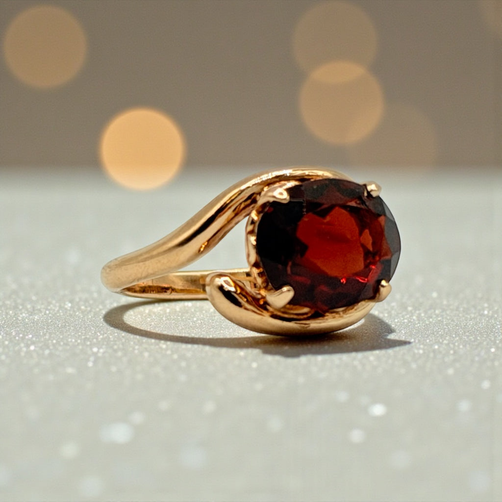 Church & Co. Solid 14K Yellow Gold Ring with Garnet – Size 5.5
