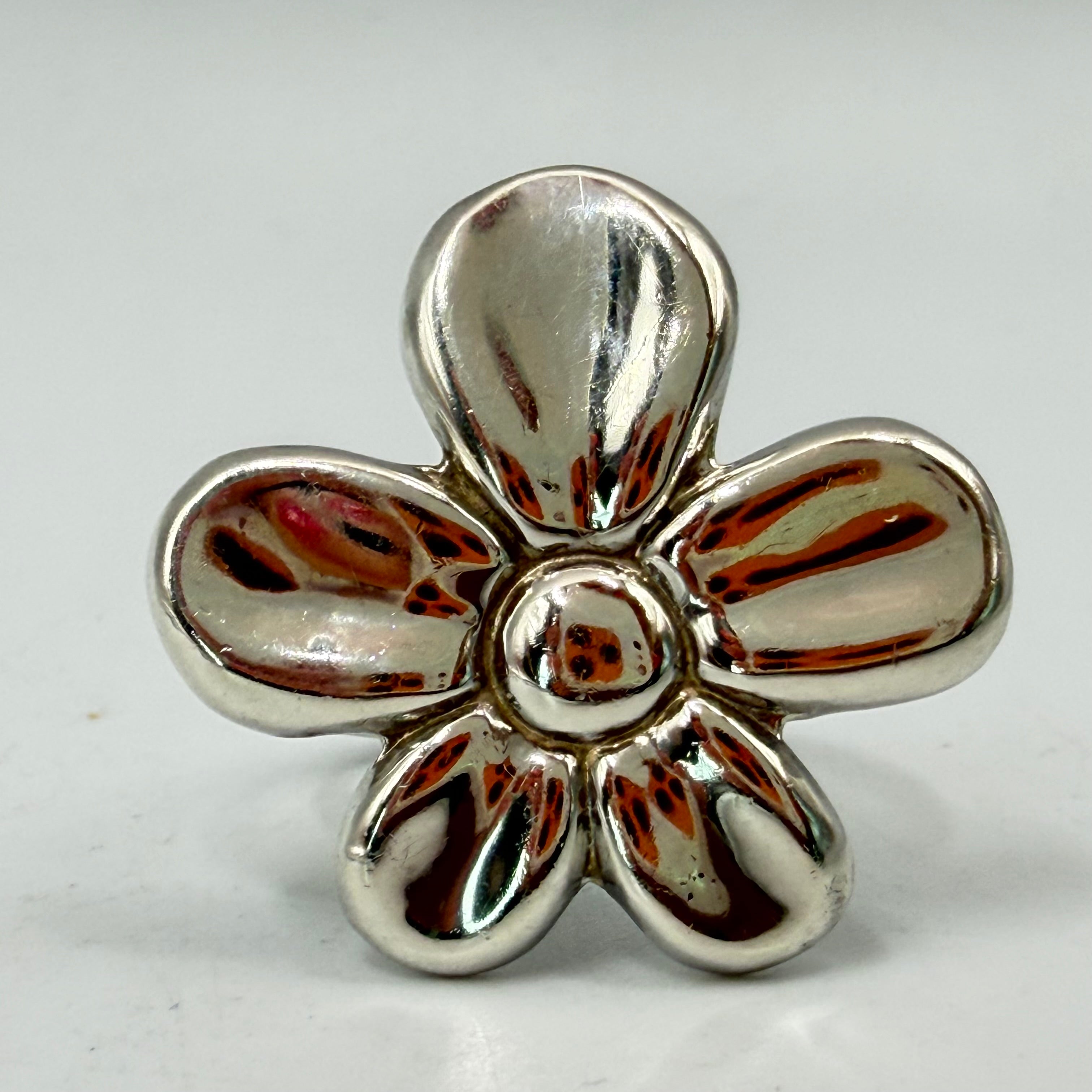 925 Sterling Silver Flower Ring – Size 9