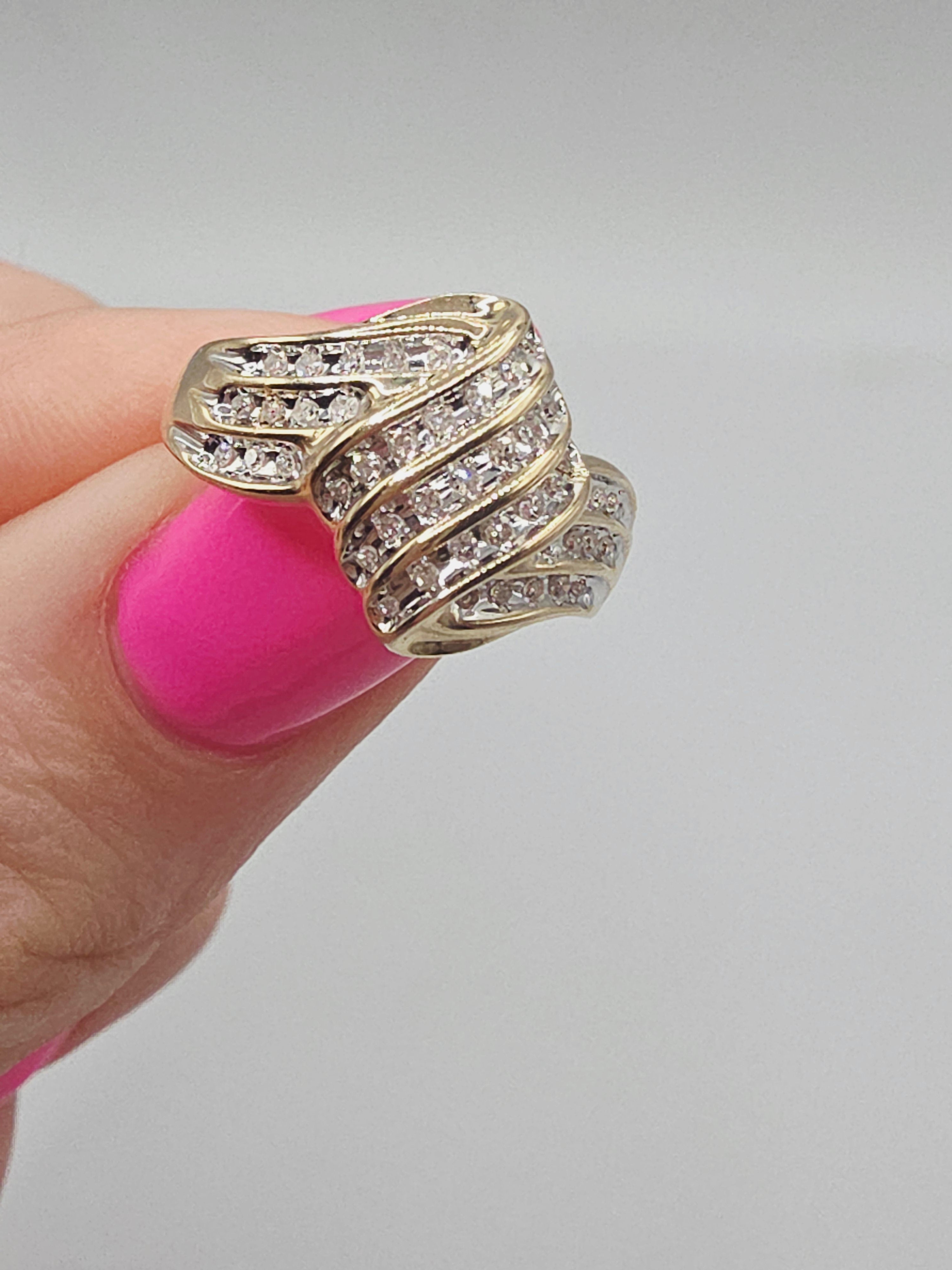 CRP Solid 10K Yellow Gold Diamond Ribbon Cocktail Ring – Size 6.75