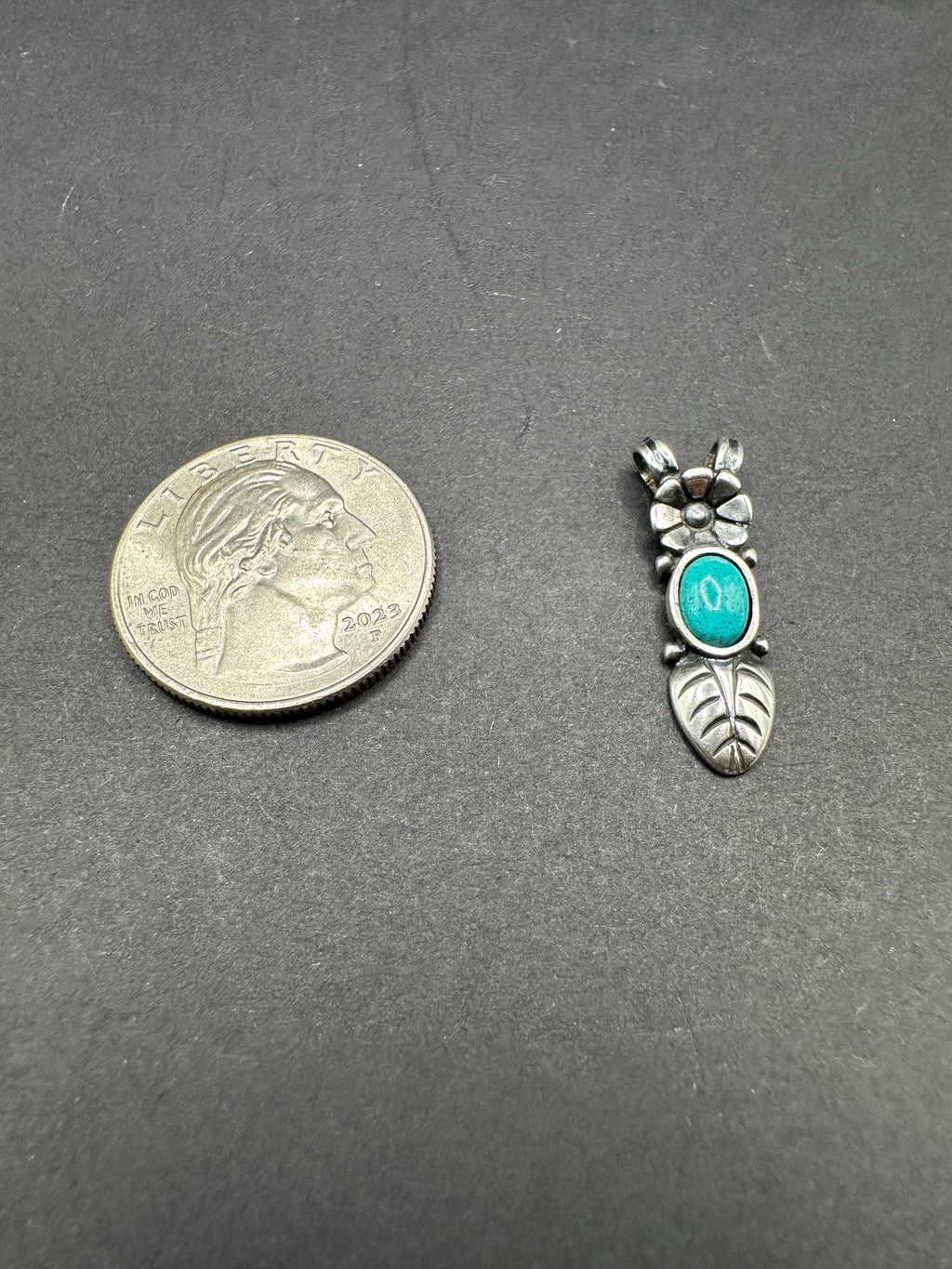 Carolyn Pollack Sterling Silver 925 Feather Flower and Turquoise Stone Native American Necklace Pendant
