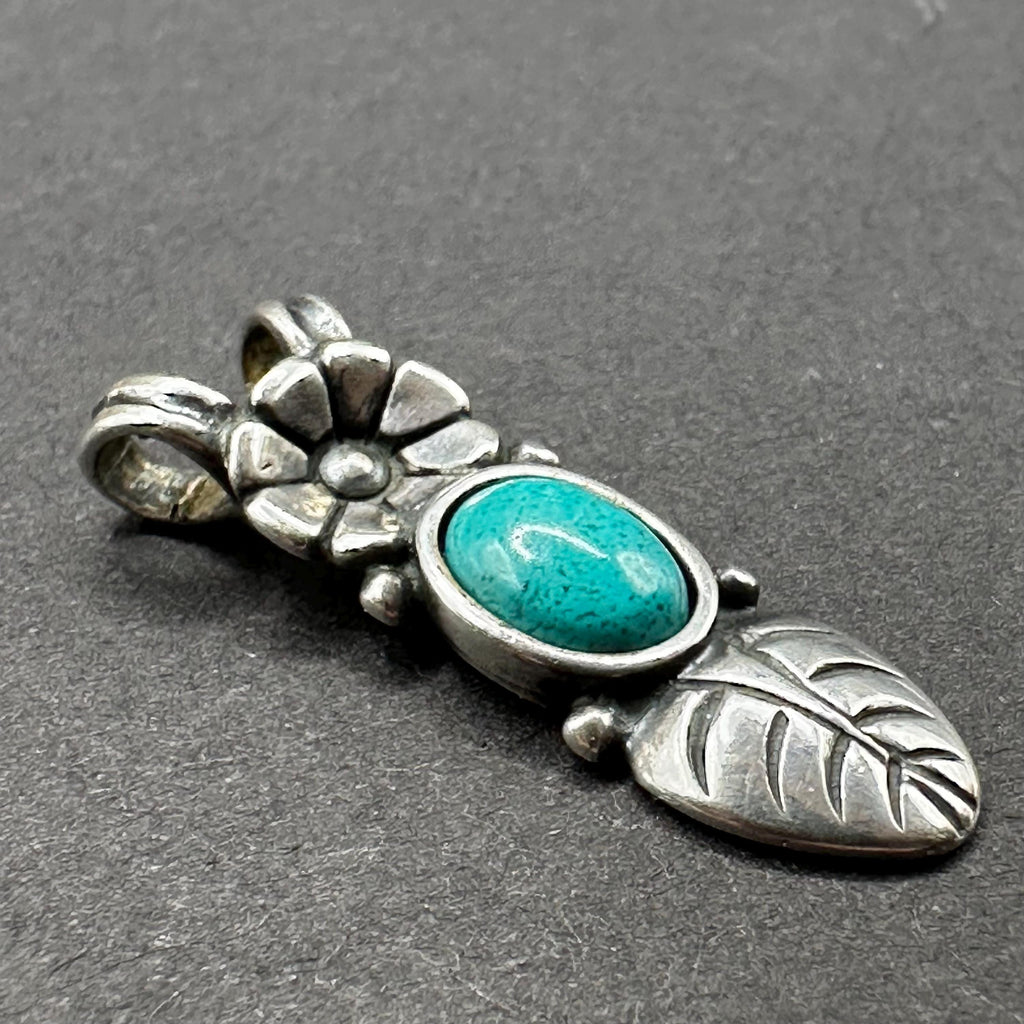 Carolyn Pollack Sterling Silver 925 Feather Flower and Turquoise Stone Native American Necklace Pendant