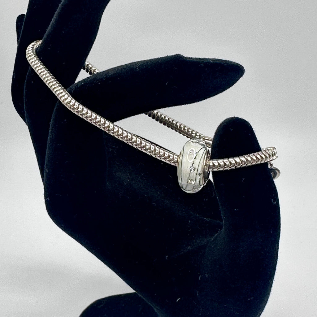 Chamilia Murano Sterling Silver Vintage Bracelet with White Glass Charm