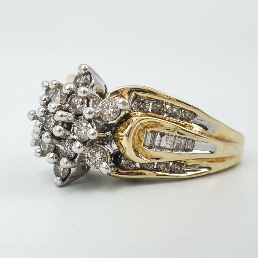 Jane Seymour Solid 10K Yellow Gold Ring with Diamond Cluster – Size 7