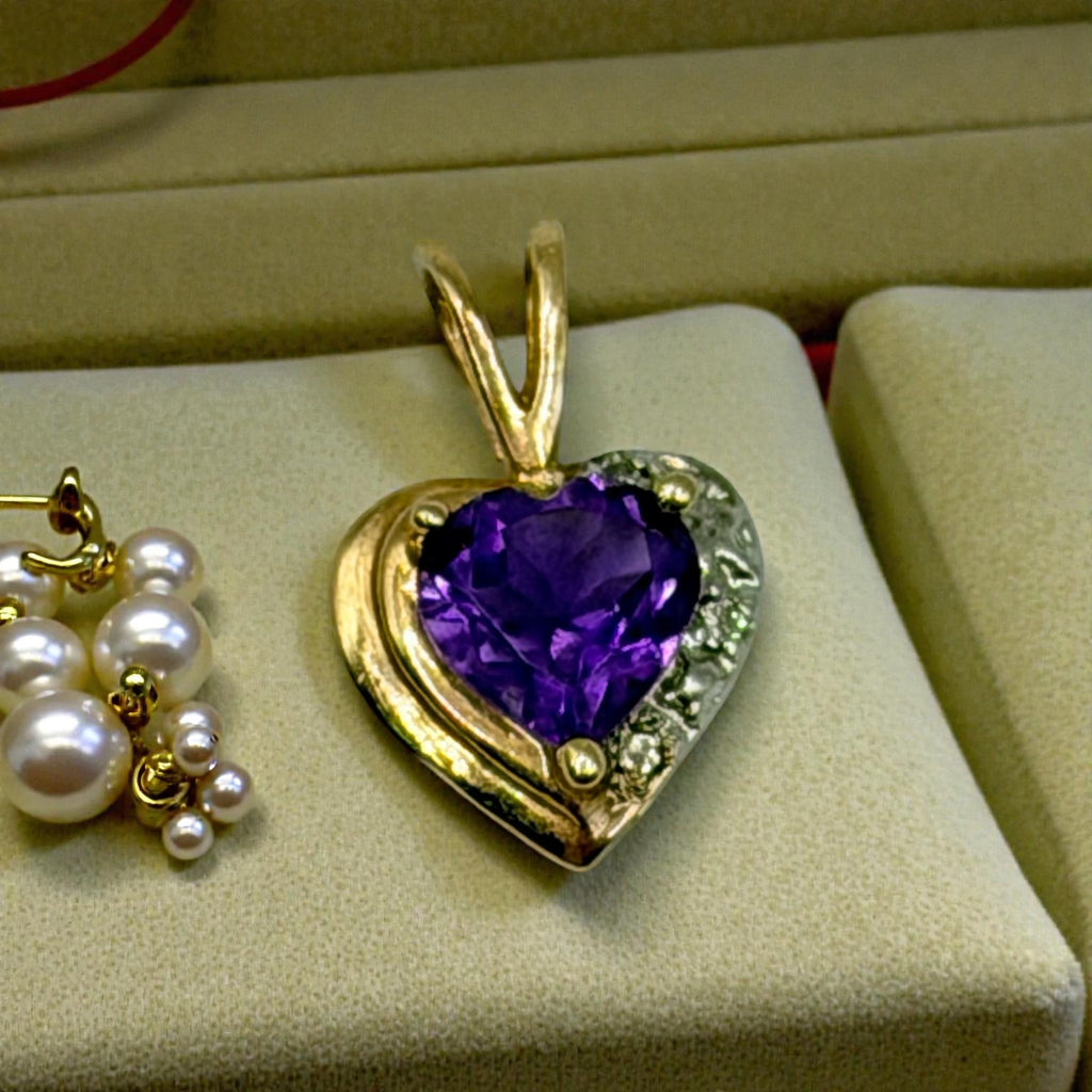 Solid 10K Yellow Gold Necklace Pendant with Heart Cut Amethyst