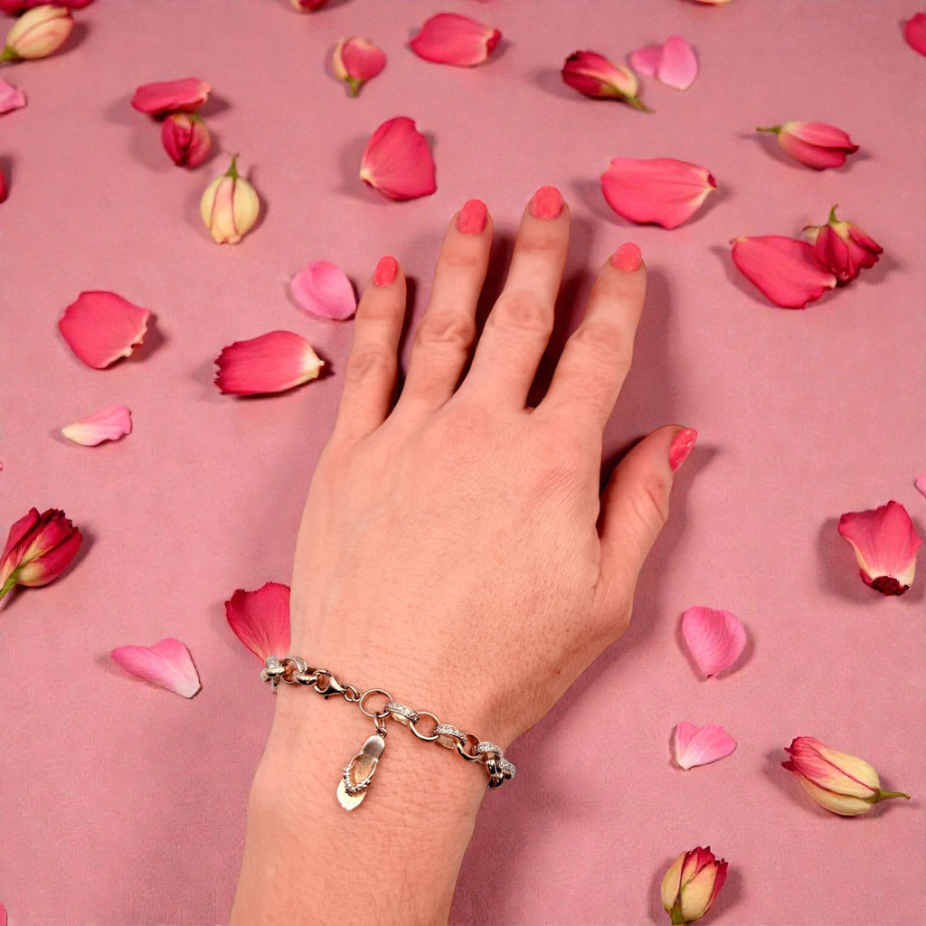 Sterling Silver Linked Bracelet with Sandal Charm – 7.5 Inches