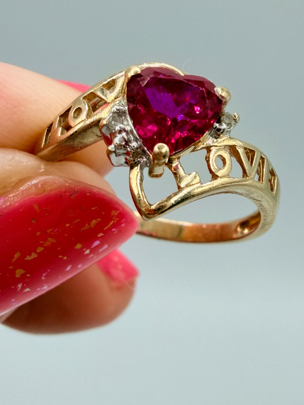 Solid 10K Yellow Gold Ring with Heart-Cut Ruby, Diamonds and LOVE – Size 7