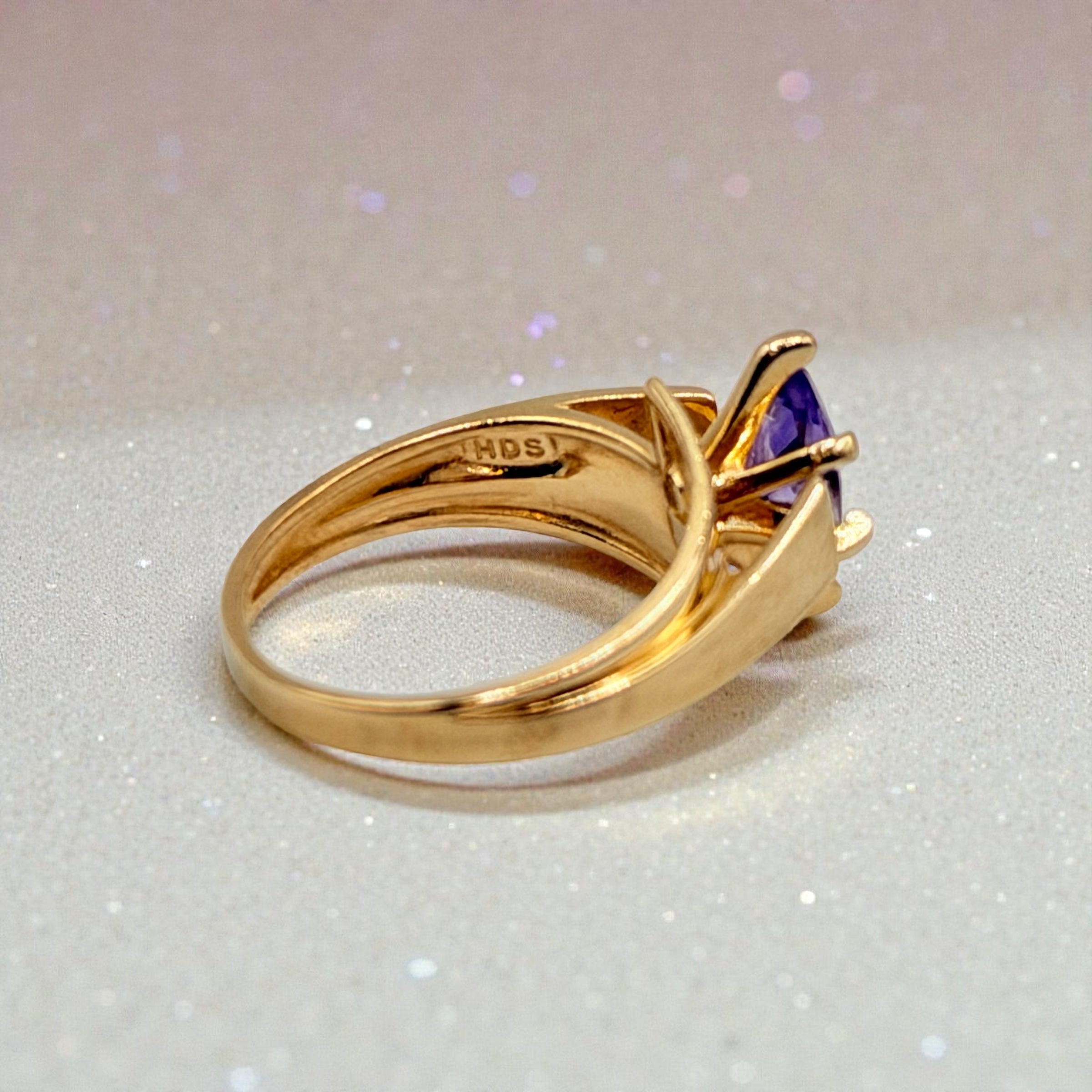 Helzberg Solid 14K Yellow Gold Ring with Marquise-Cut Amethyst – Size 6