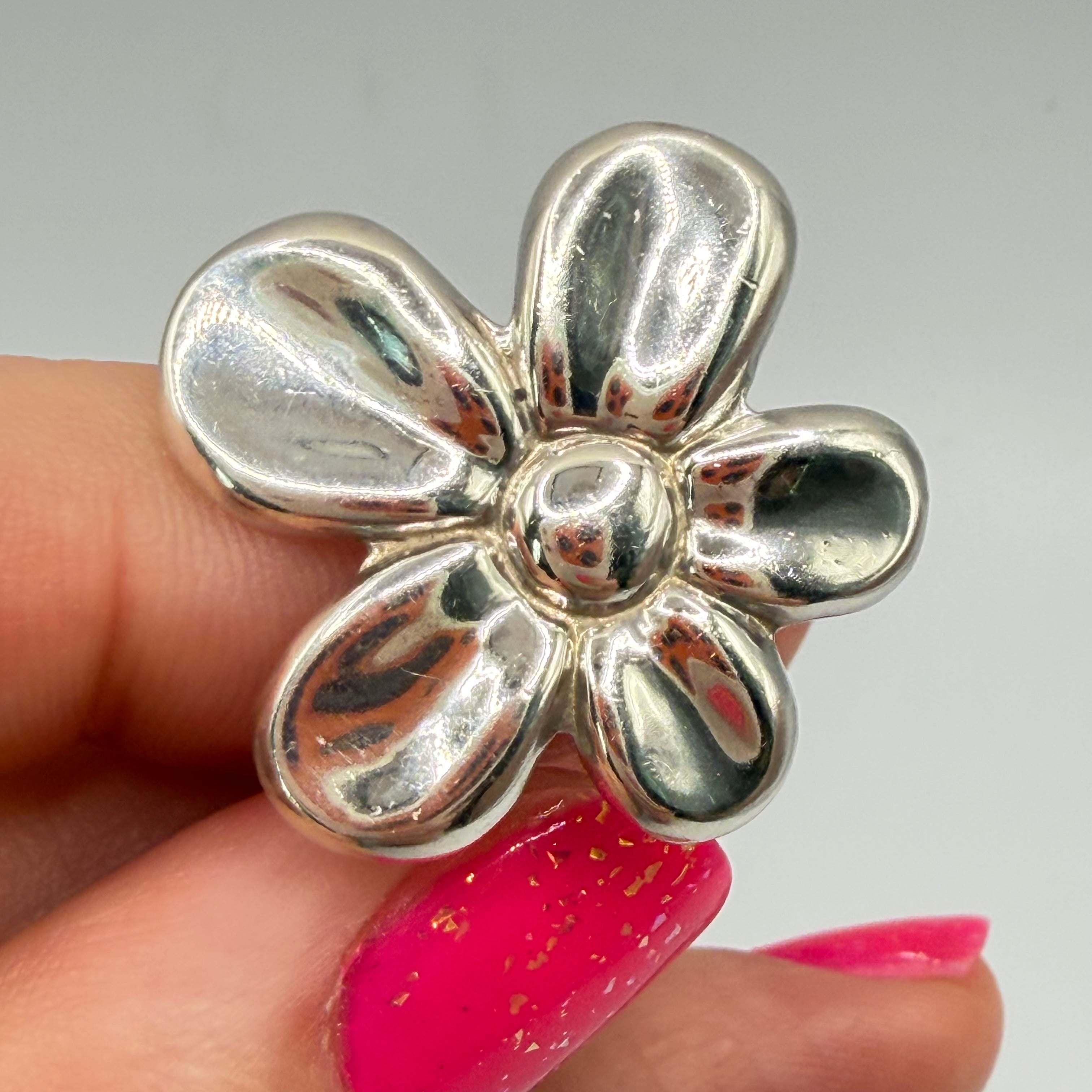 925 Sterling Silver Flower Ring – Size 9