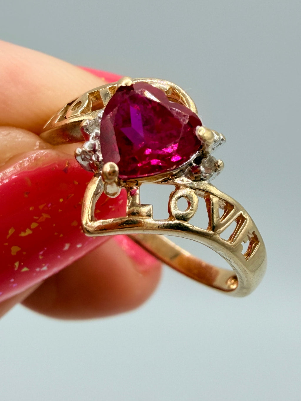 Solid 10K Yellow Gold Ring with Heart-Cut Ruby, Diamonds and LOVE – Size 7