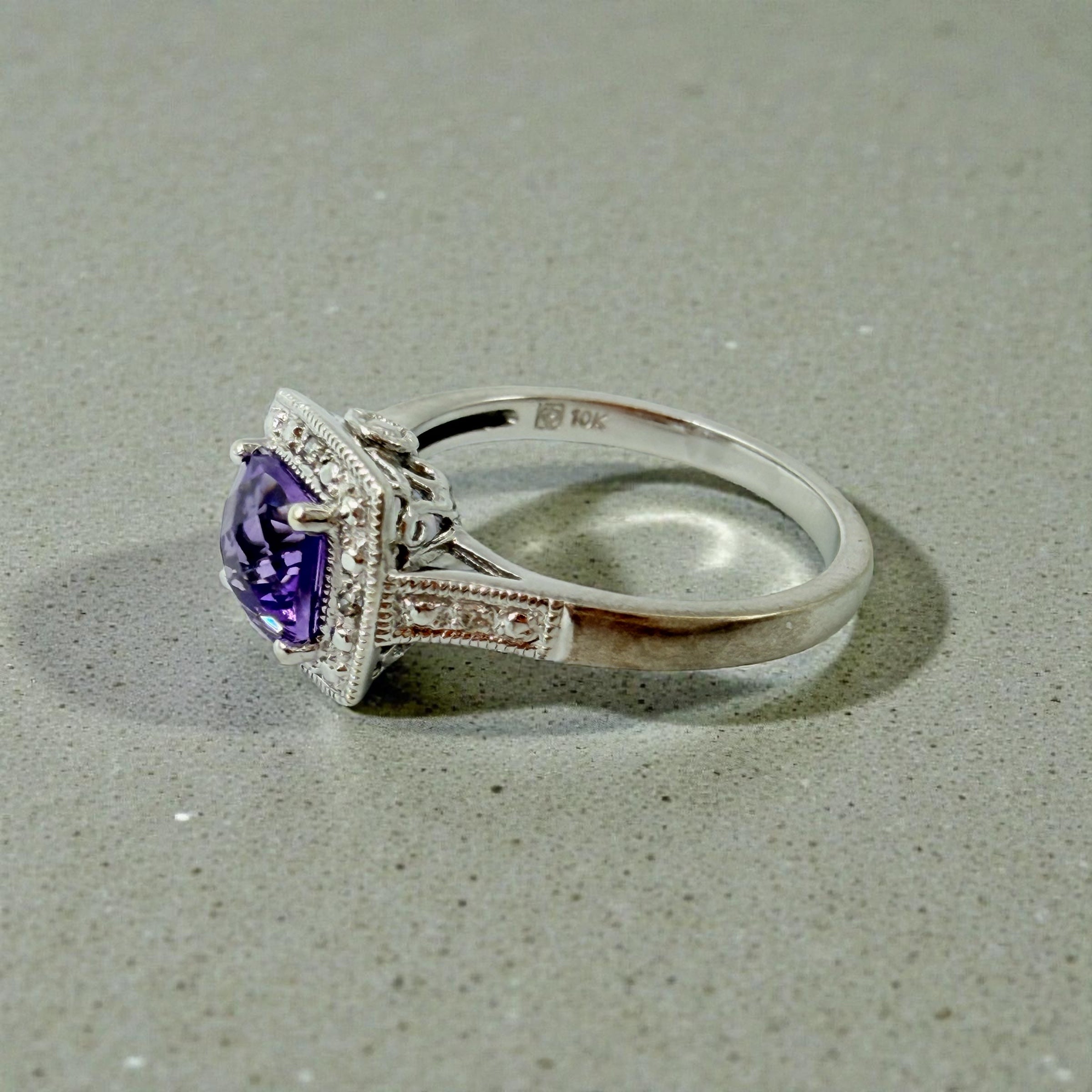 Solid 10K White Gold Ring with Cushion Cut Amethyst Ring Size 7